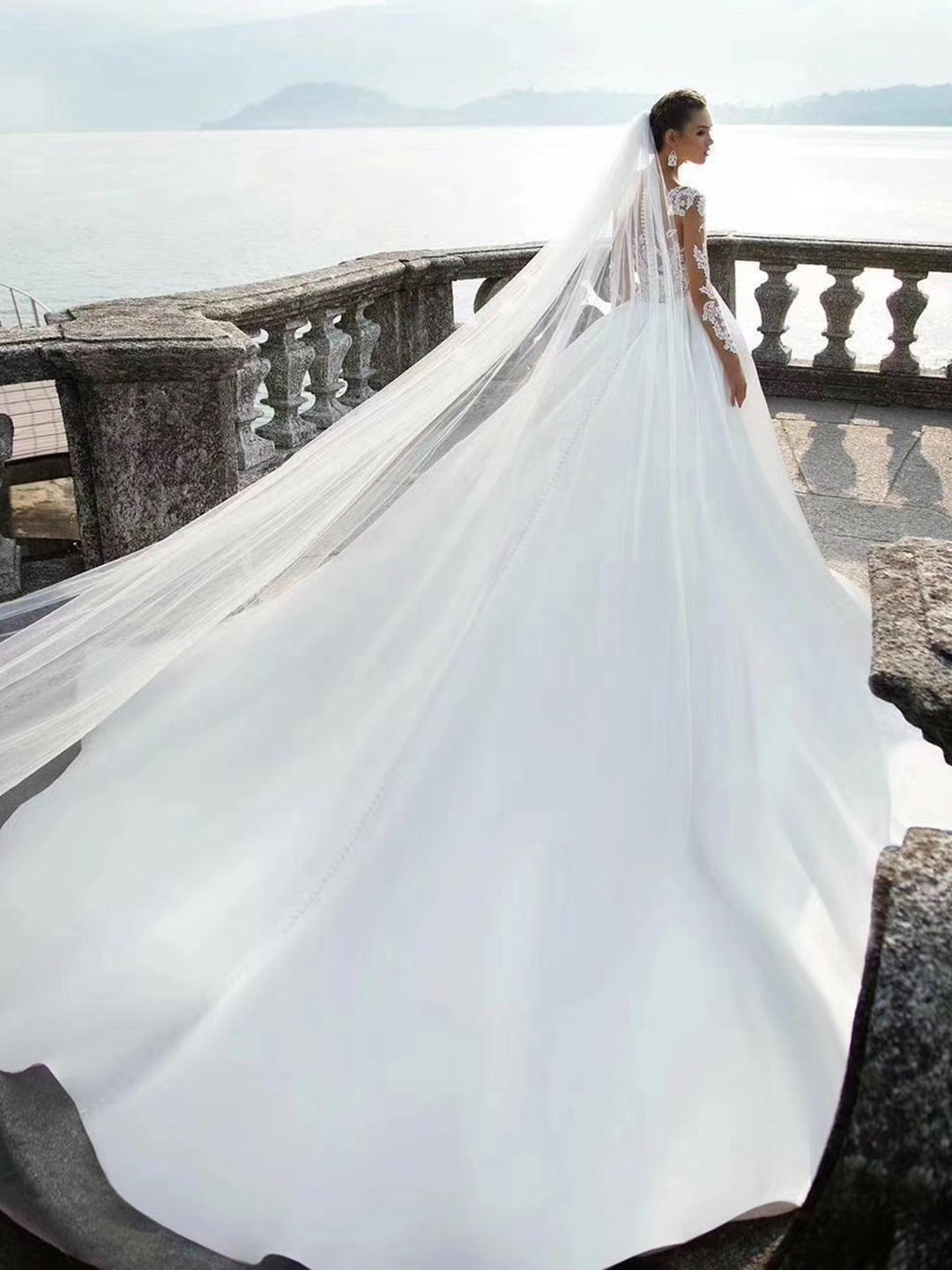 超值套餐（秀禾服+仪式婚纱+礼服+1680化妆）