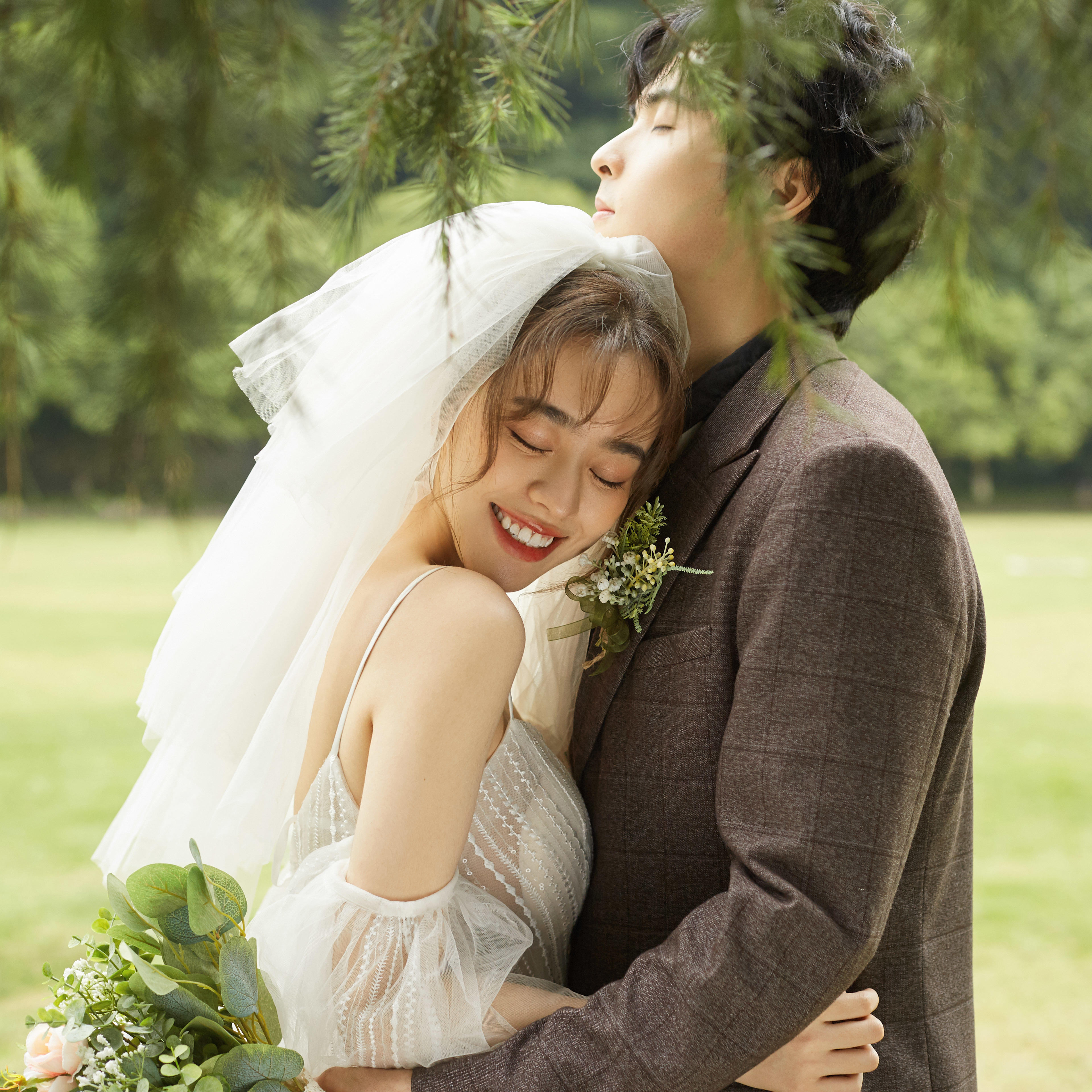 大奔摄影婚纱照|轻奢套系|好看又不贵|