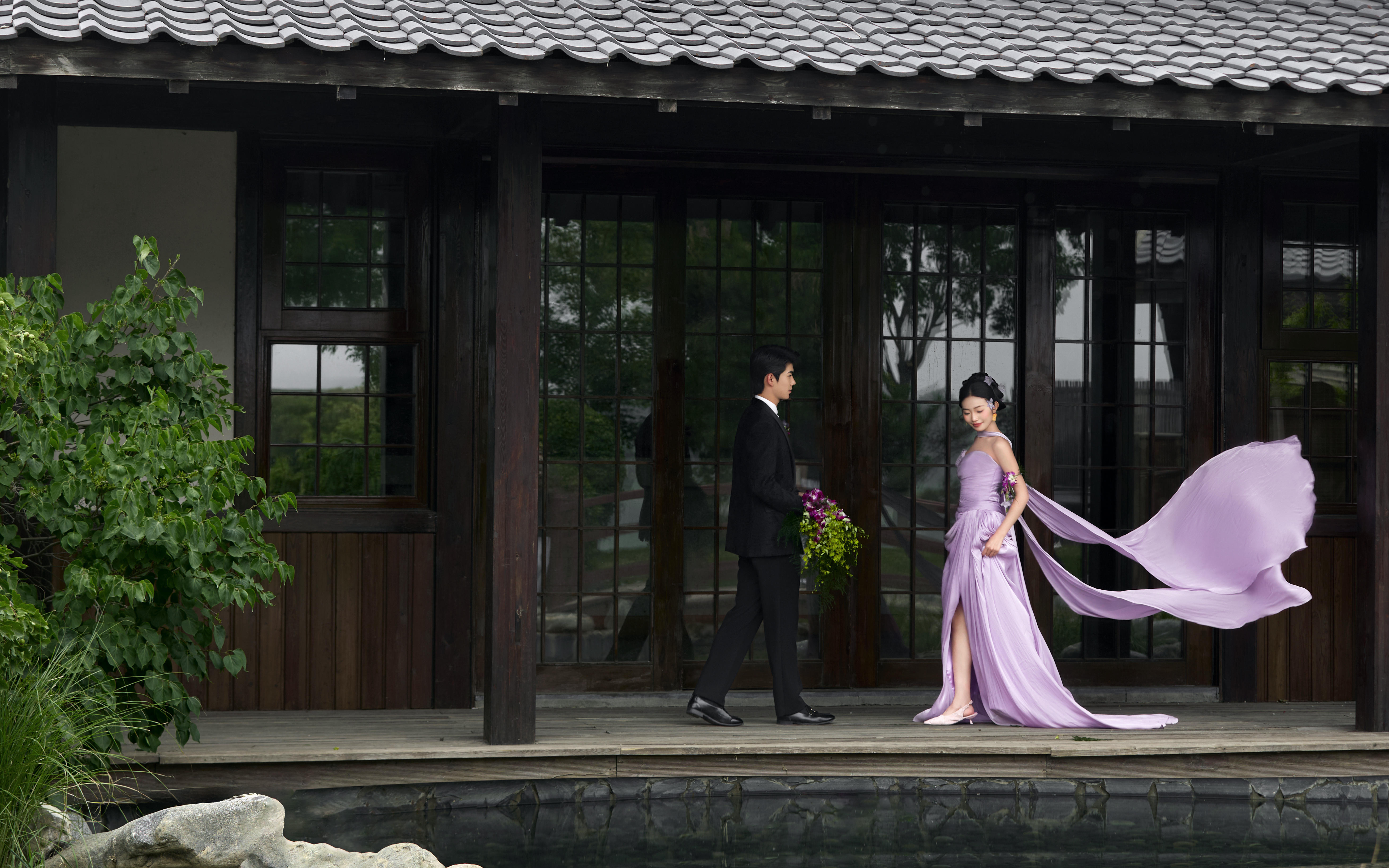 紫气东来｜庭院风新中式婚纱照赞爆朋友圈