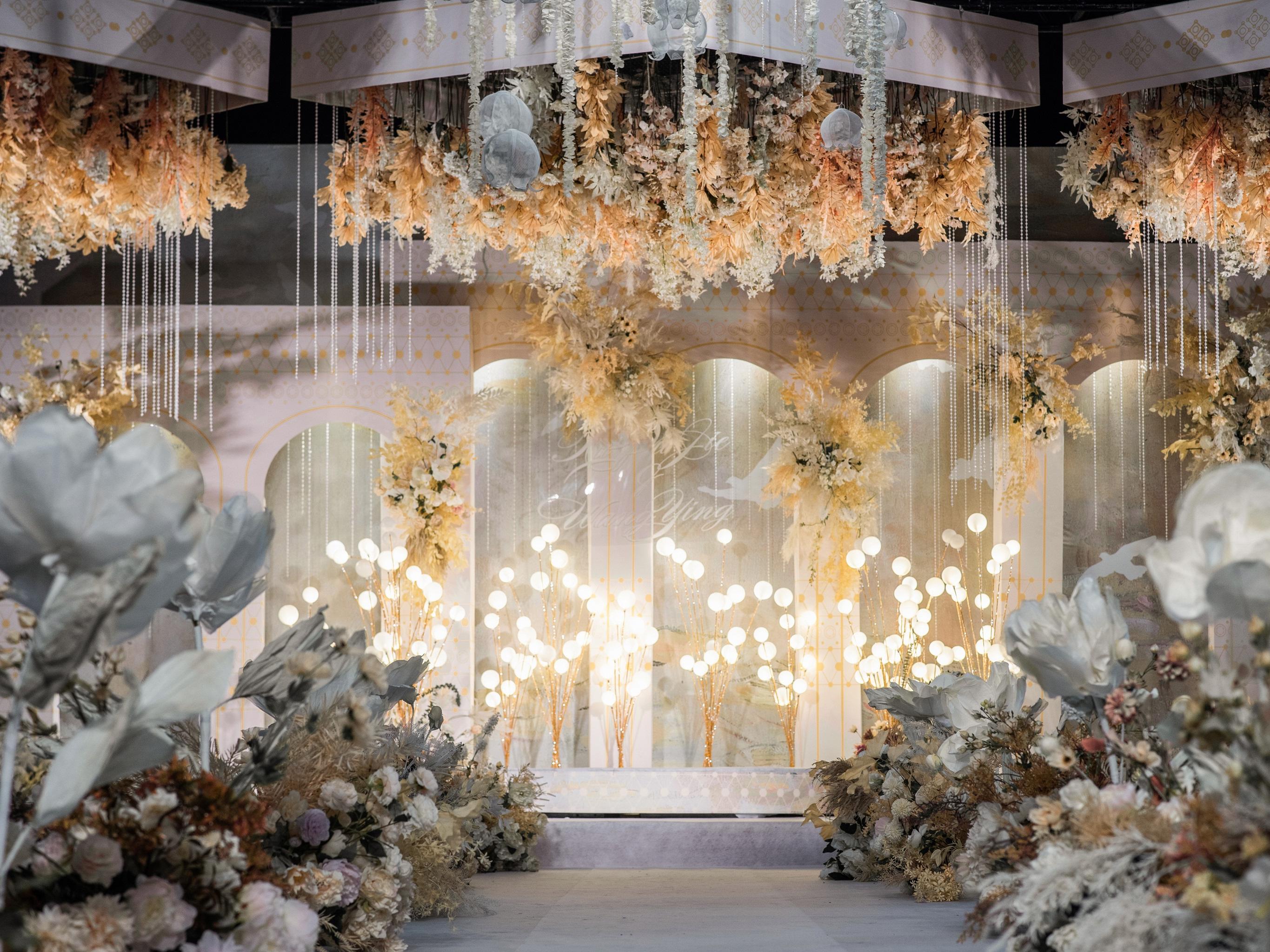 香槟色婚礼|高级且温柔的香槟色婚礼