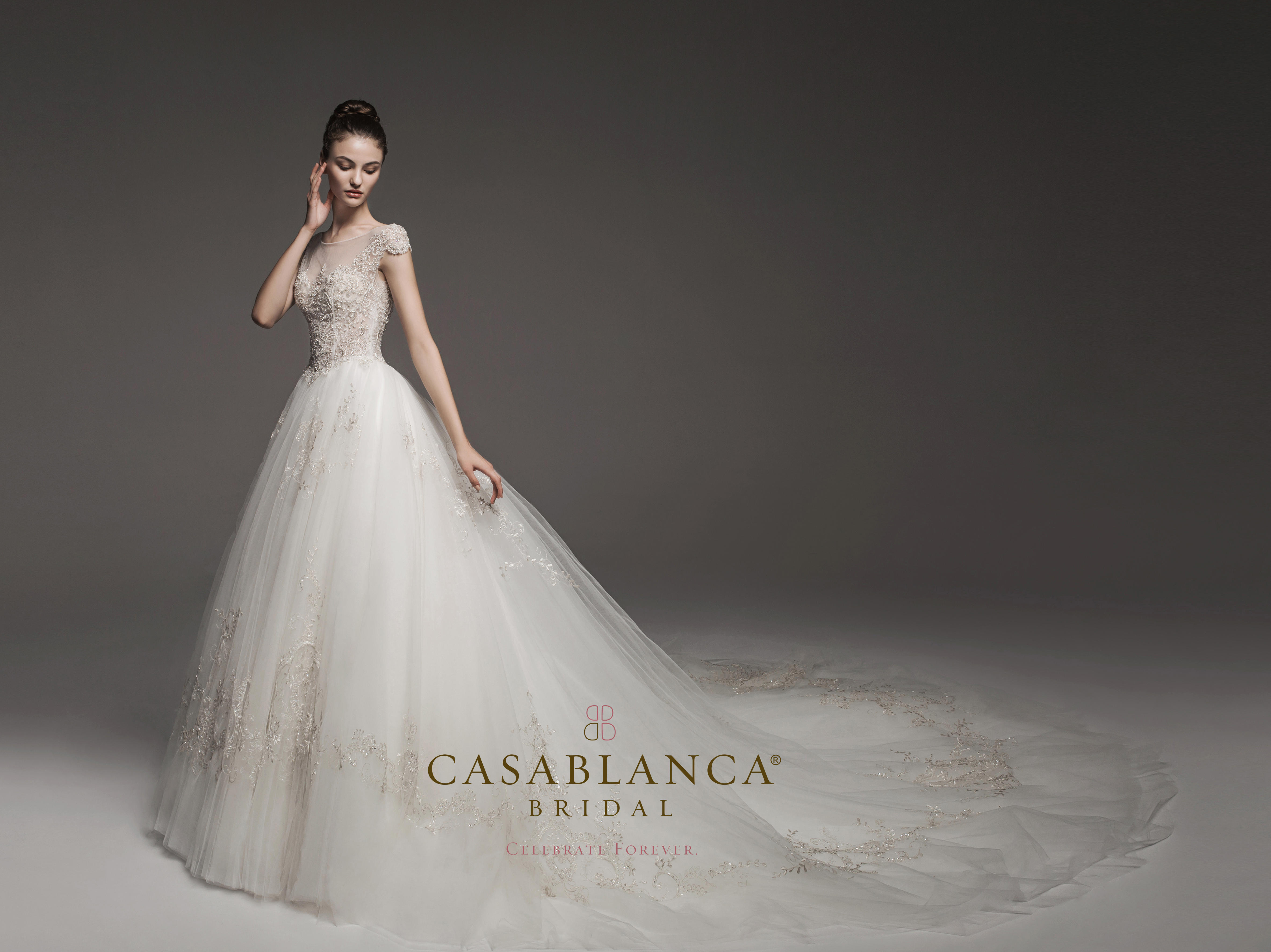 限量完美套餐：主纱+敬酒服+头纱