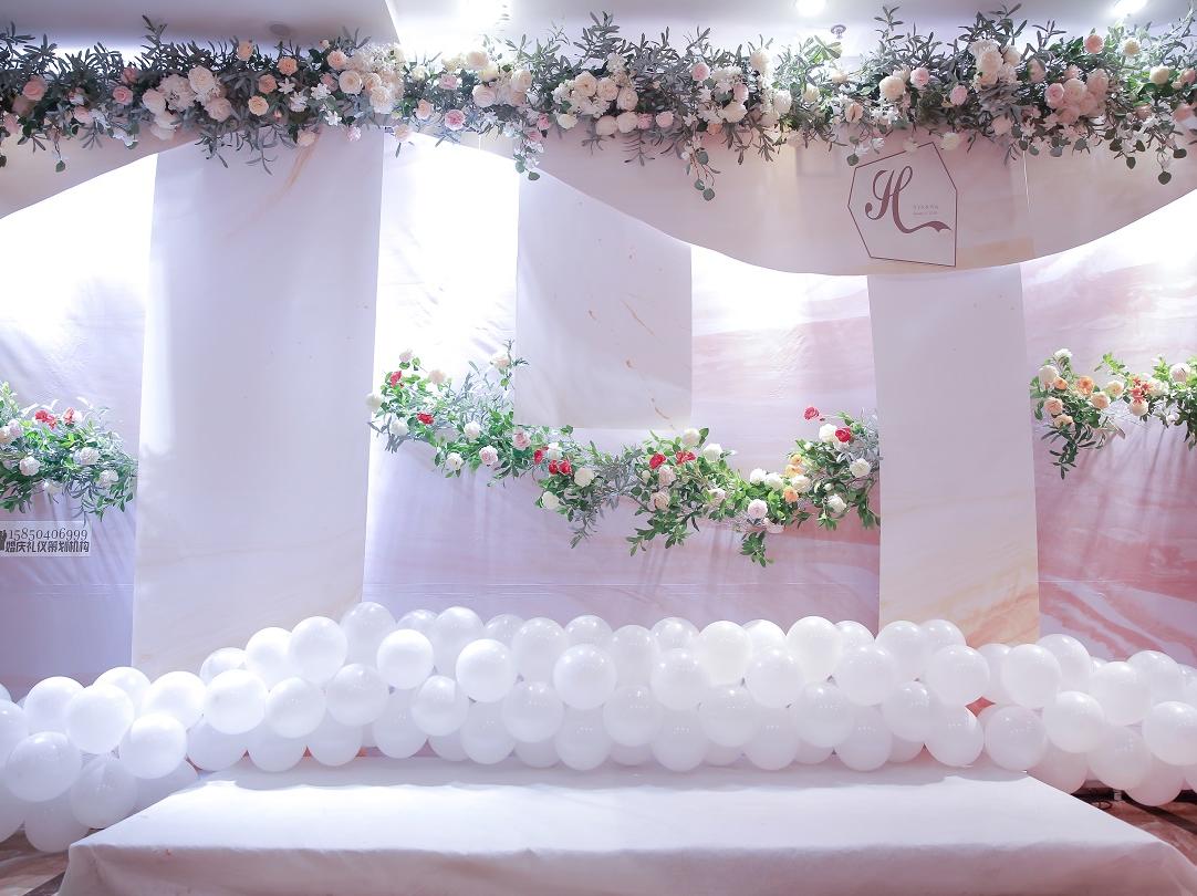 9999好运99一条龙服务，适合大中型婚礼