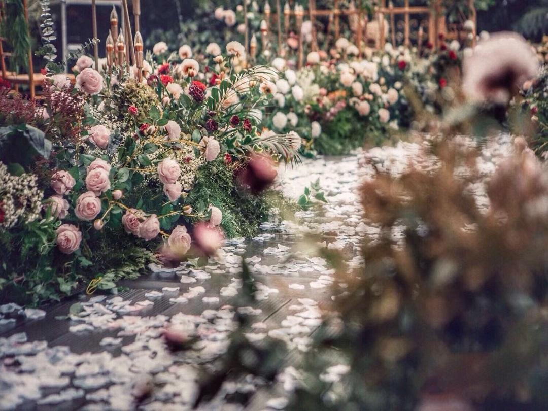 奢华欧式户外复古定制婚礼