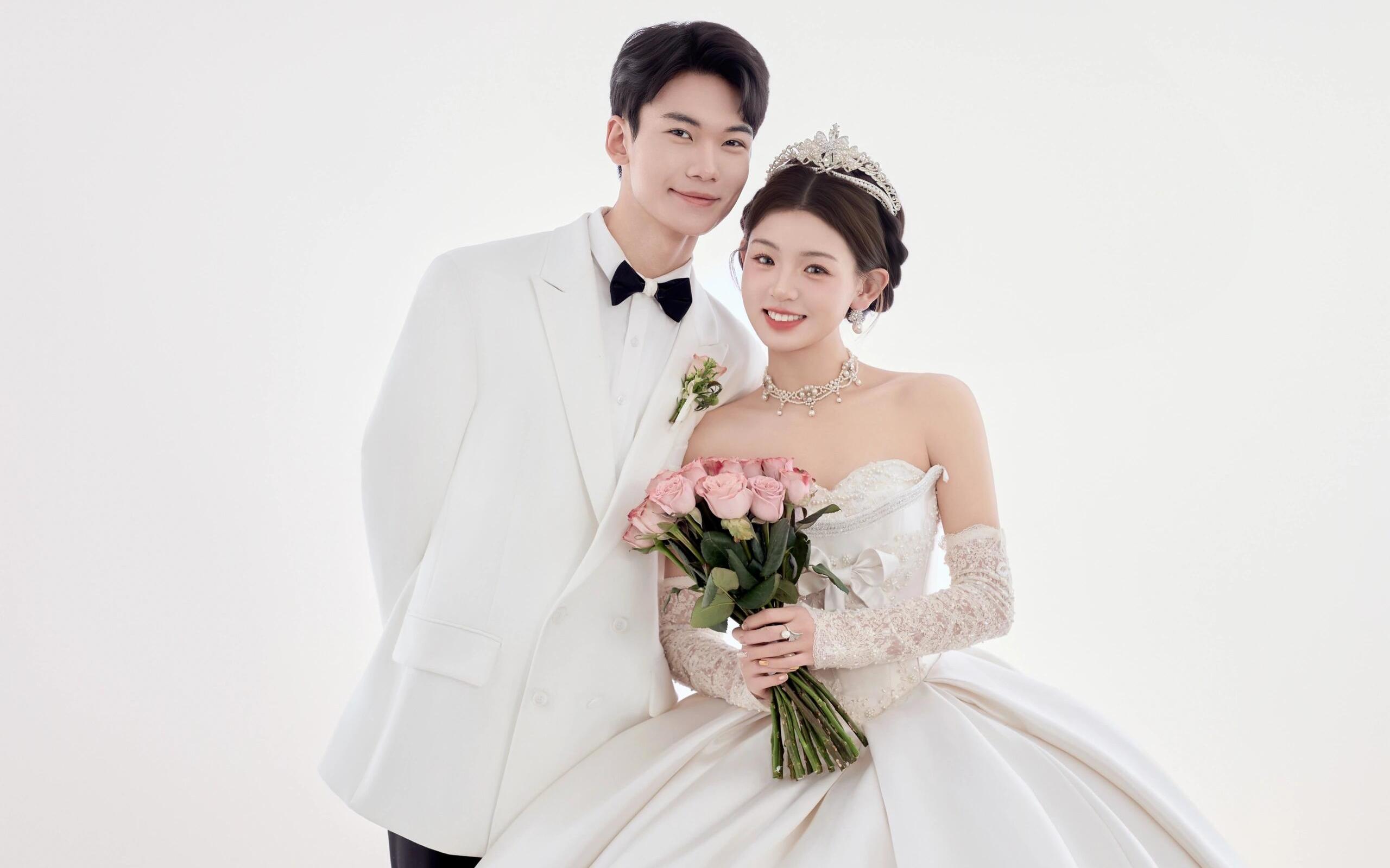 【室內(nèi)主紗】00后的婚紗照果然甜！少女安妮婚紗照
