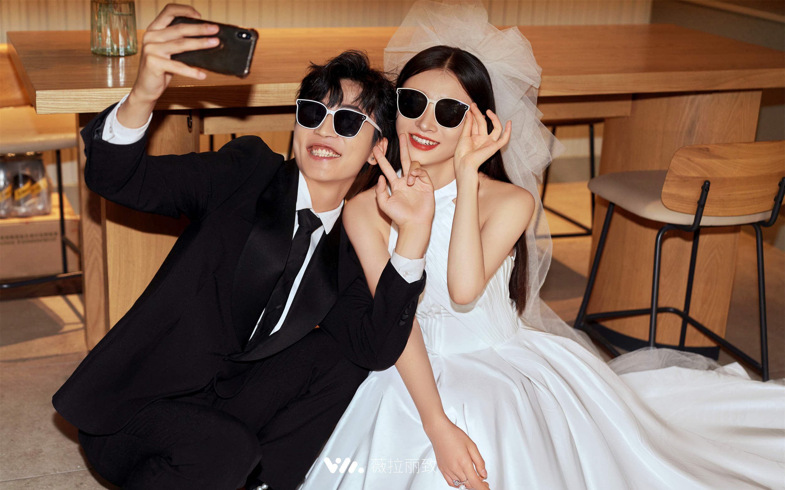 拍了《去他x的世界》婚纱照，好拽好爱❗️