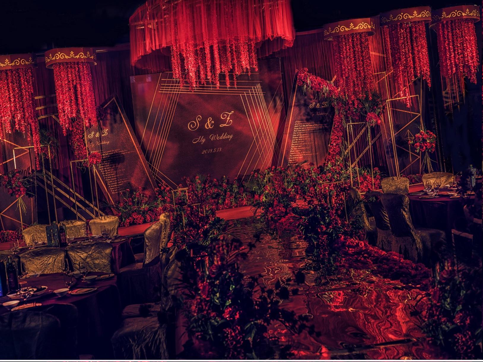 【万紫千红婚礼】大气红色复古风