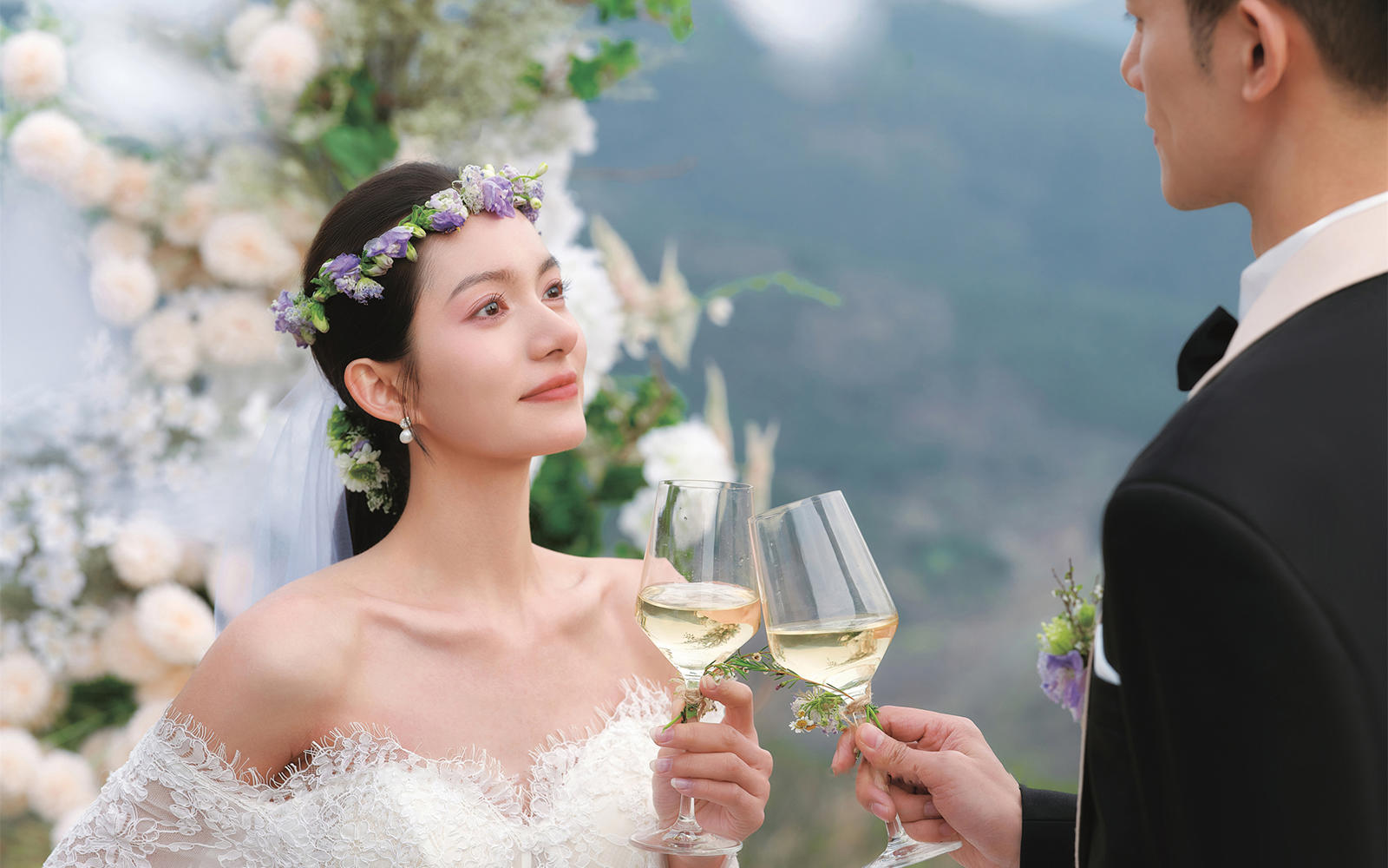 山顶花拱门🌿 云端浪漫婚纱照封神✨