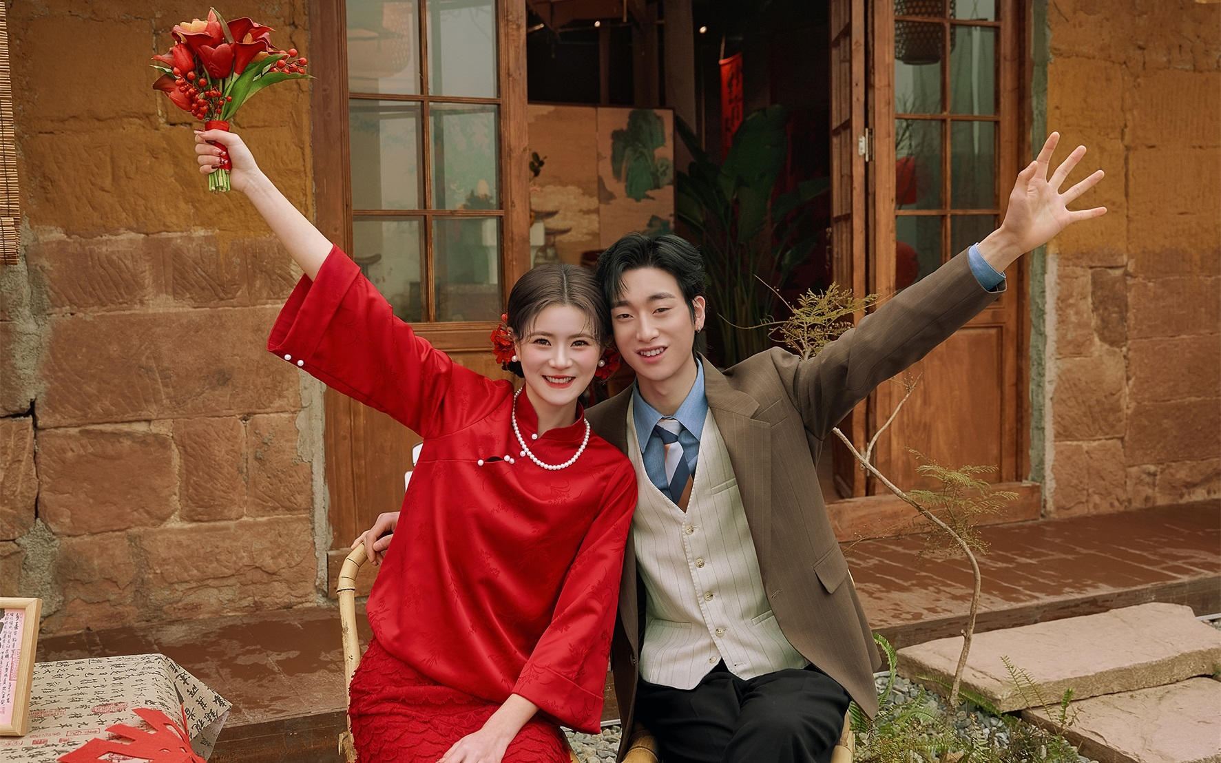 【喜嫁婚纱照】红裳赴郊外小屋，复古氛围感拉满