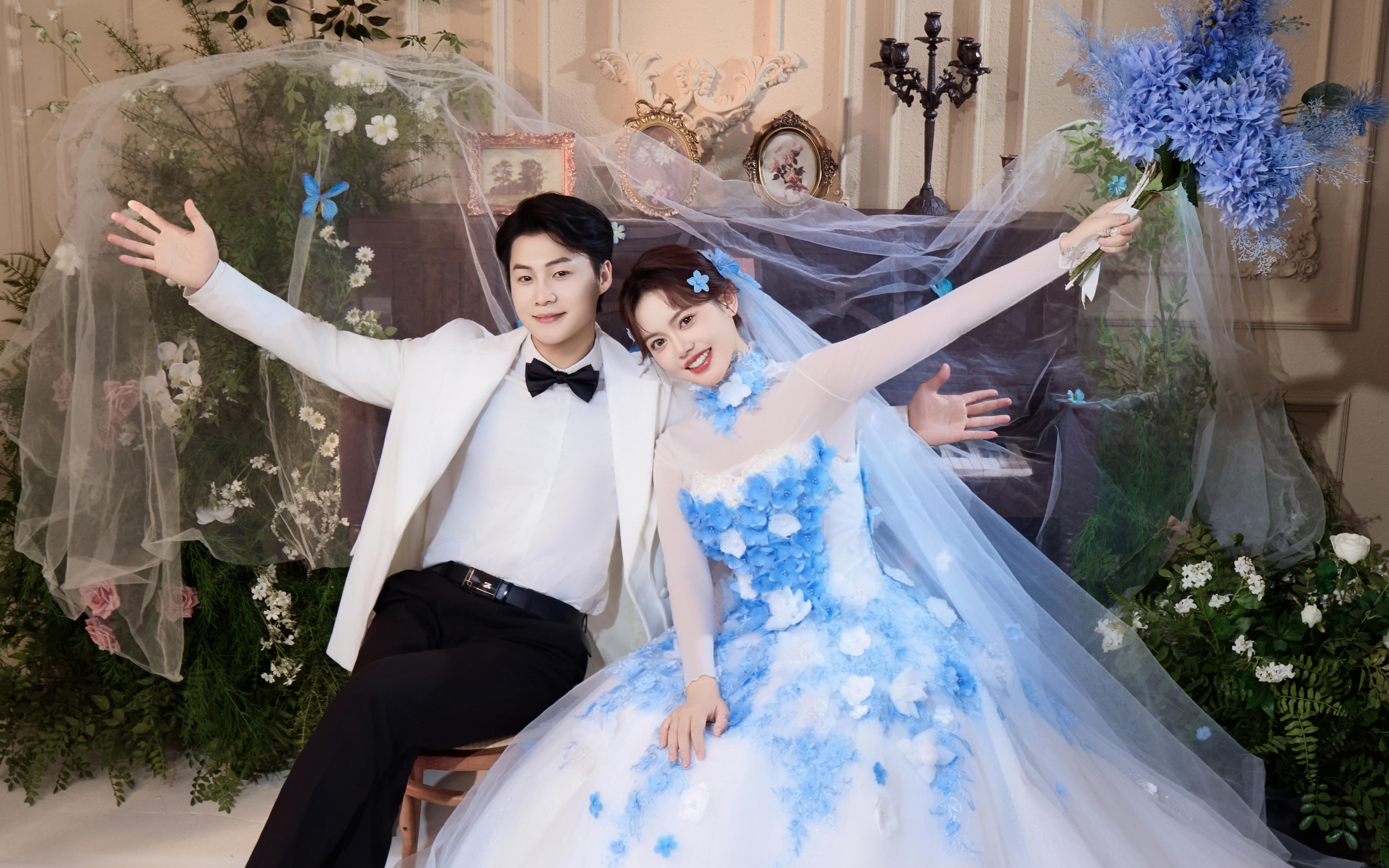 #七月婚纱摄影工作室新片创作   少女一袭迷人的