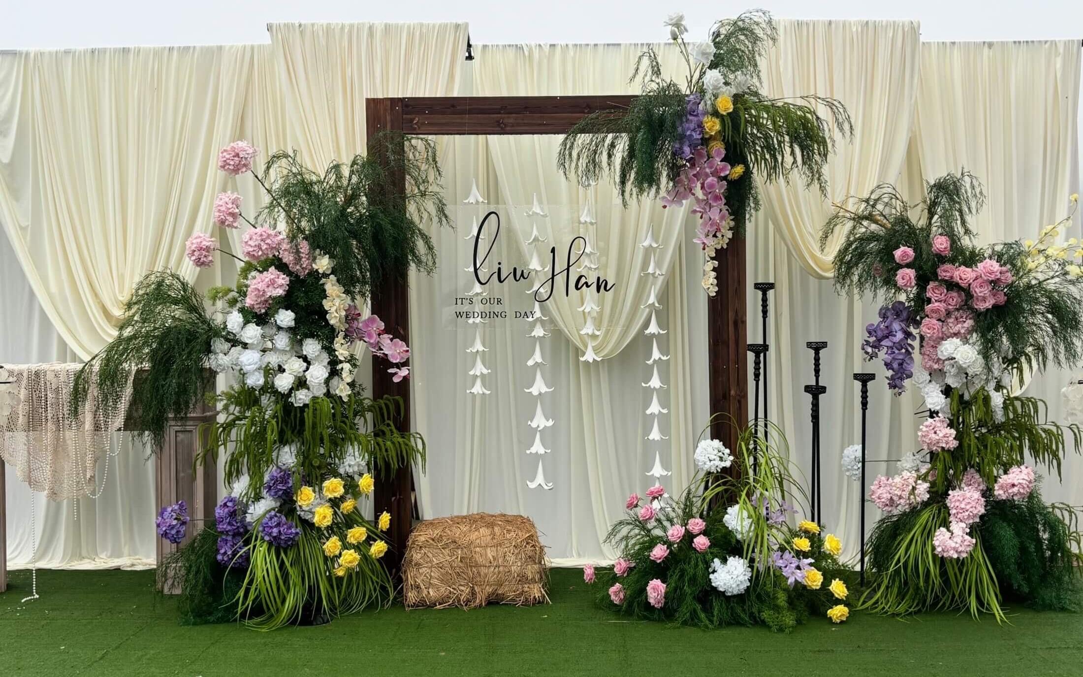 浪漫婚礼定制-户外简约