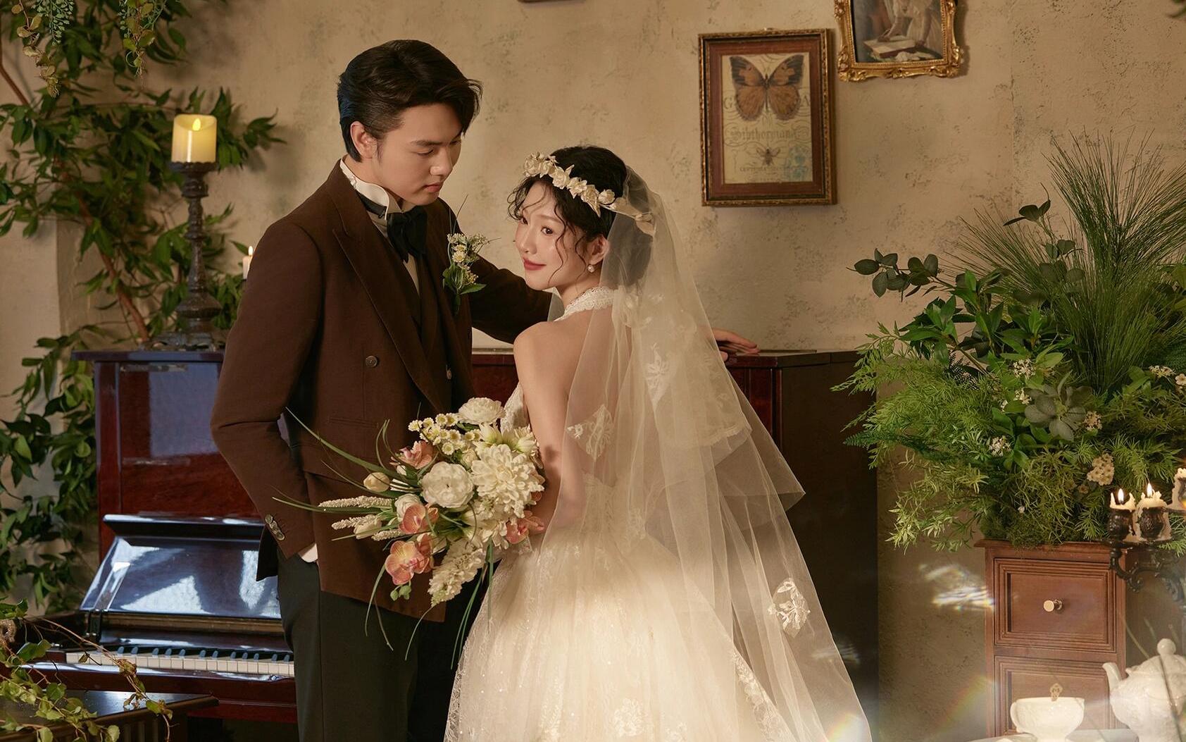 【小眾法式】法式復(fù)古婚紗照建議姐妹們放心沖