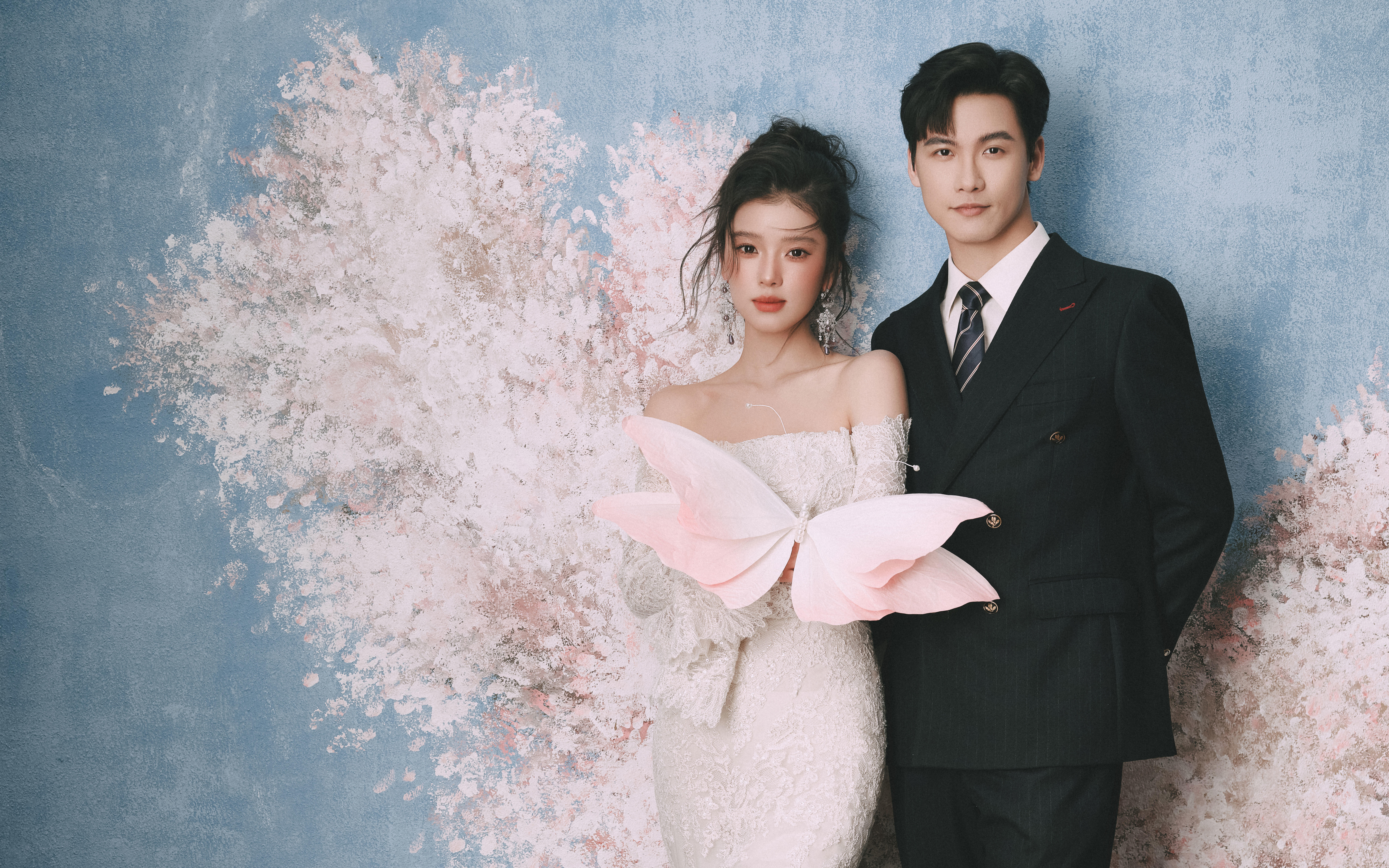 一眼淪陷??把婚紗照拍成了復(fù)古油畫(huà)