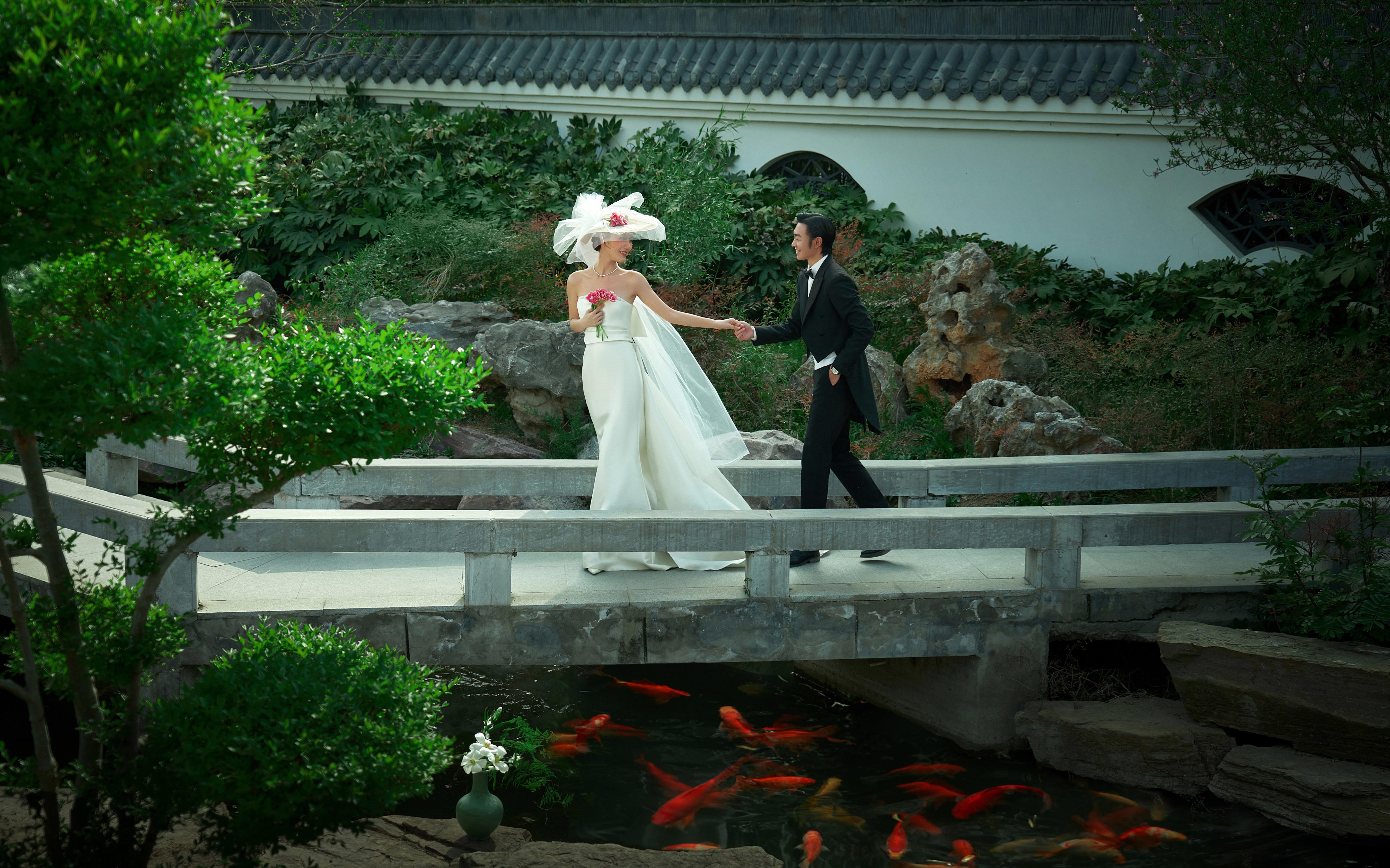 雅典娜-复古光影感来袭