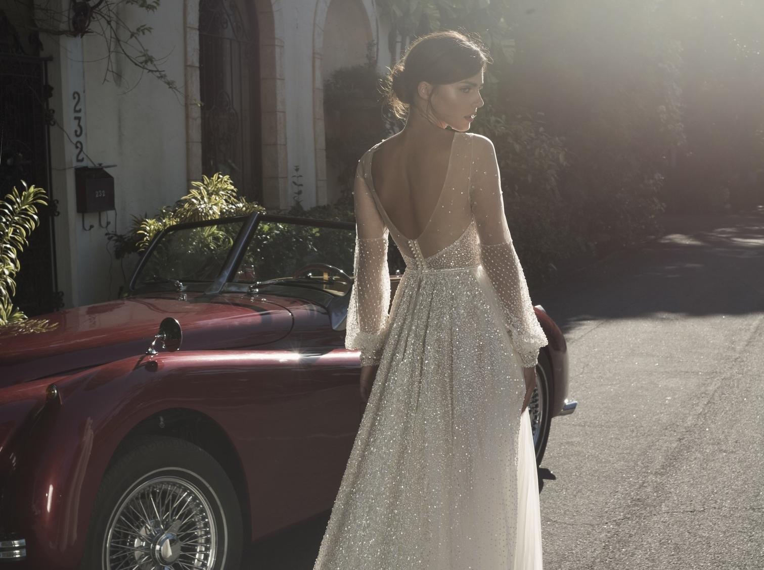 秀禾+仪式纱+敬酒服+中式新郎+伴娘伴娘服+首饰