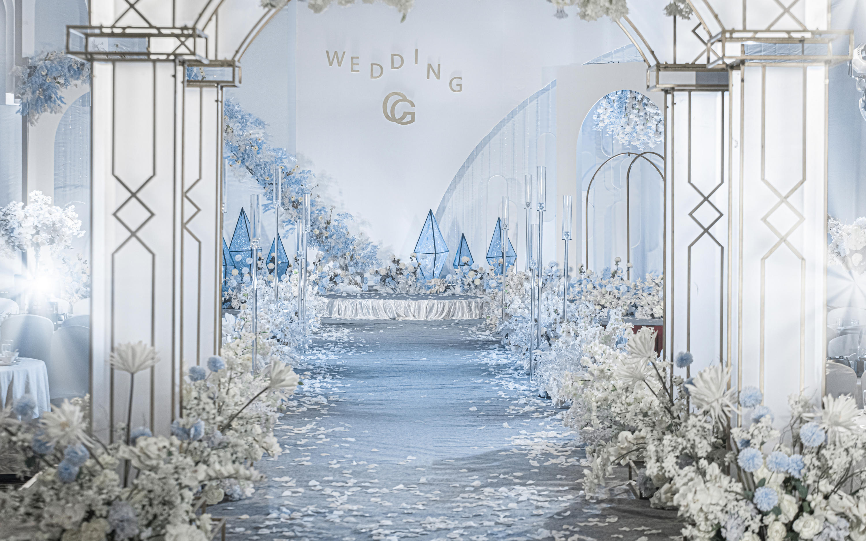 恩施美锐婚礼19年火热的泰式极简风婚礼