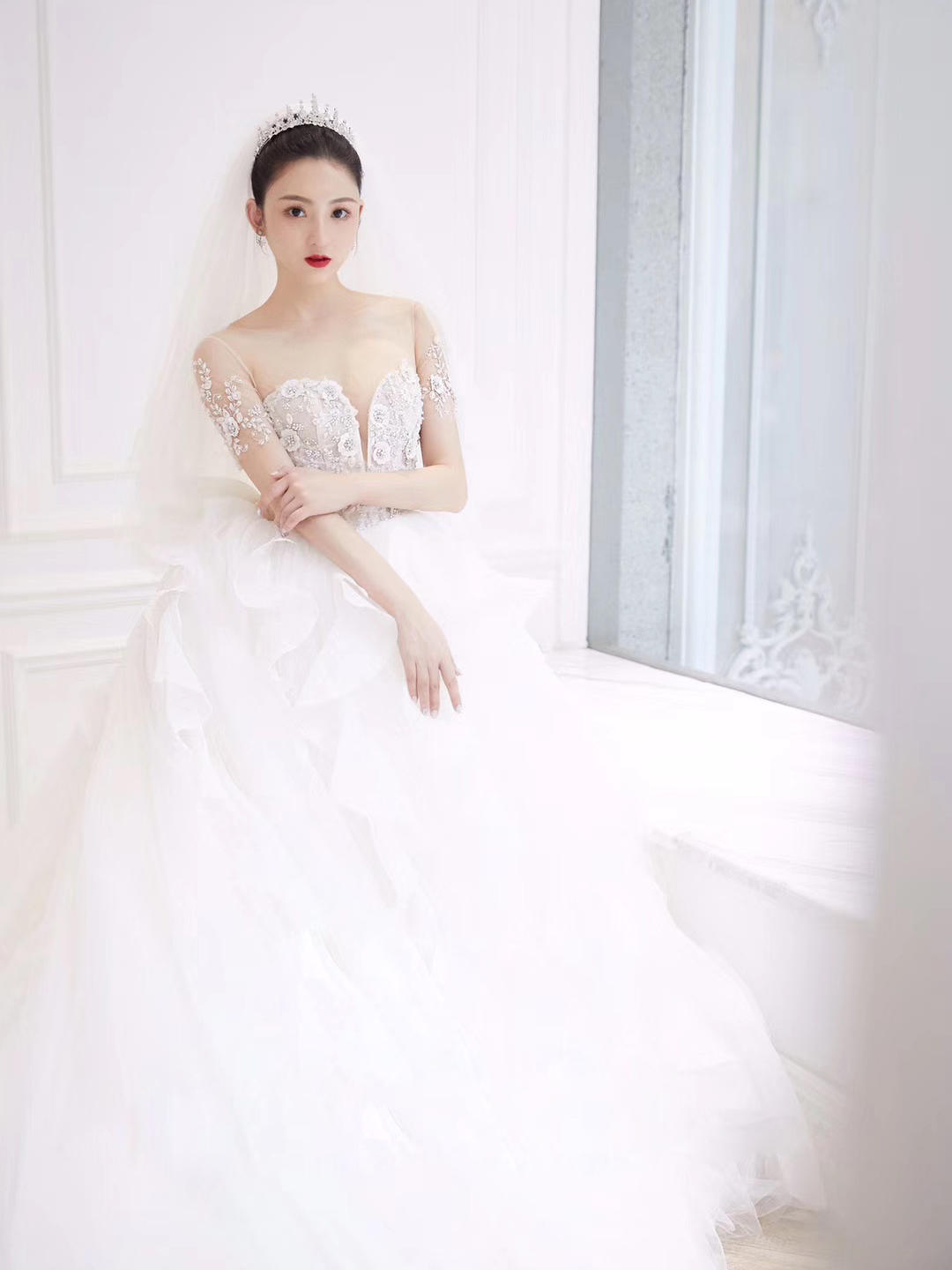 【满足你对婚纱的所有期待】3280RMB送跟妆