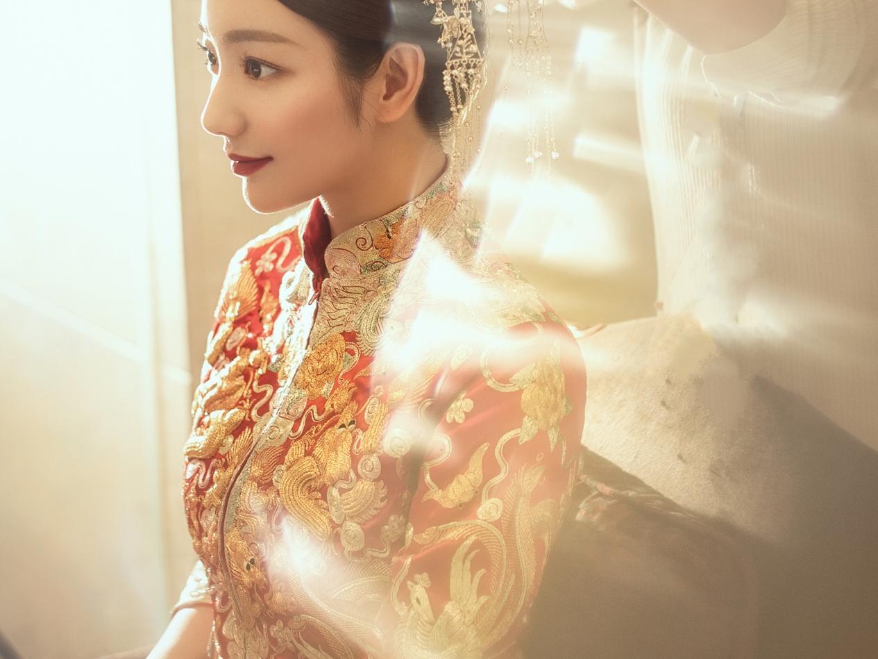 特惠九件套新娘婚纱礼服套餐