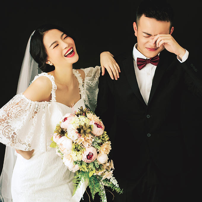 婚纱定制A：6服6造-全程一对一拍摄-底片全送