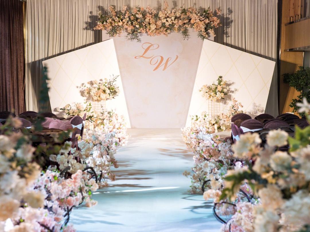 5800元超高性价比婚礼场地布置
