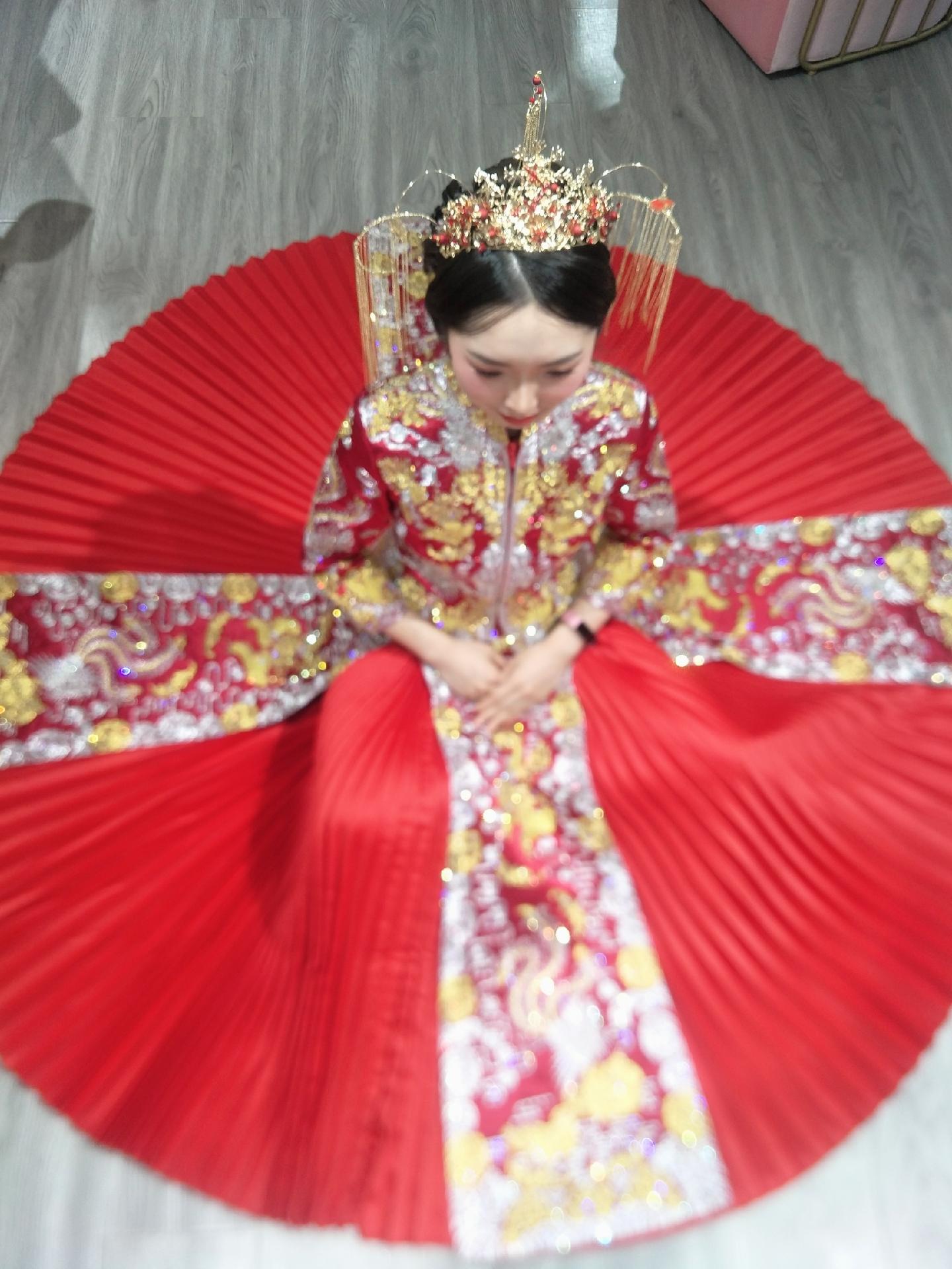 【一站配齐】新娘新郎+伴娘伴郎+首席化妆师跟妆