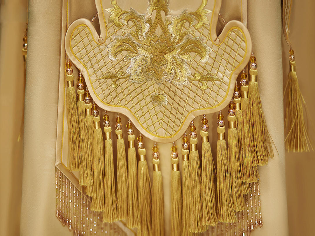 【White白岛定制婚纱礼服】中式秀禾*超值租赁