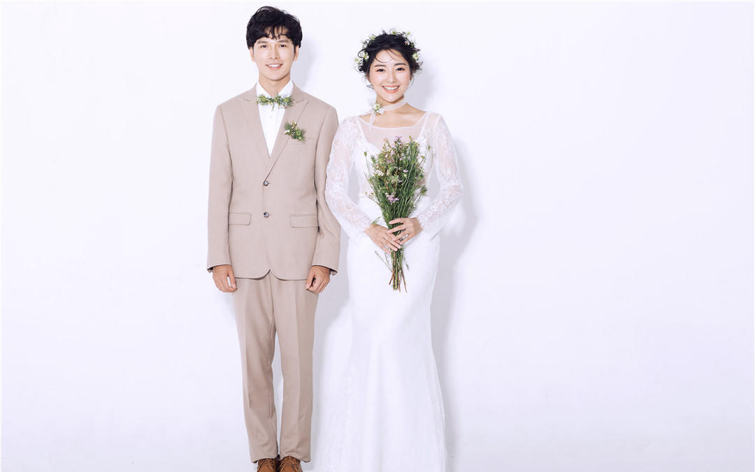 【INS風(fēng)格】全程多對(duì)一 風(fēng)格任選  8服8造