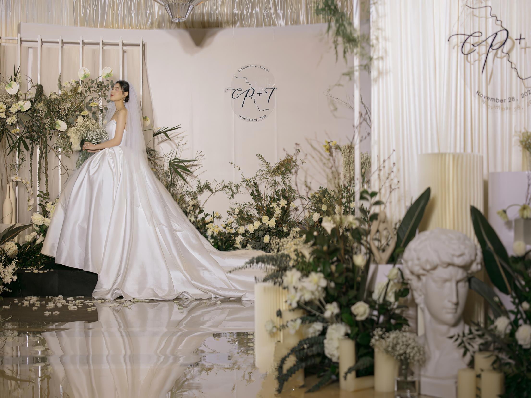 【屿霖婚策】白绿色系鲜花韩式风