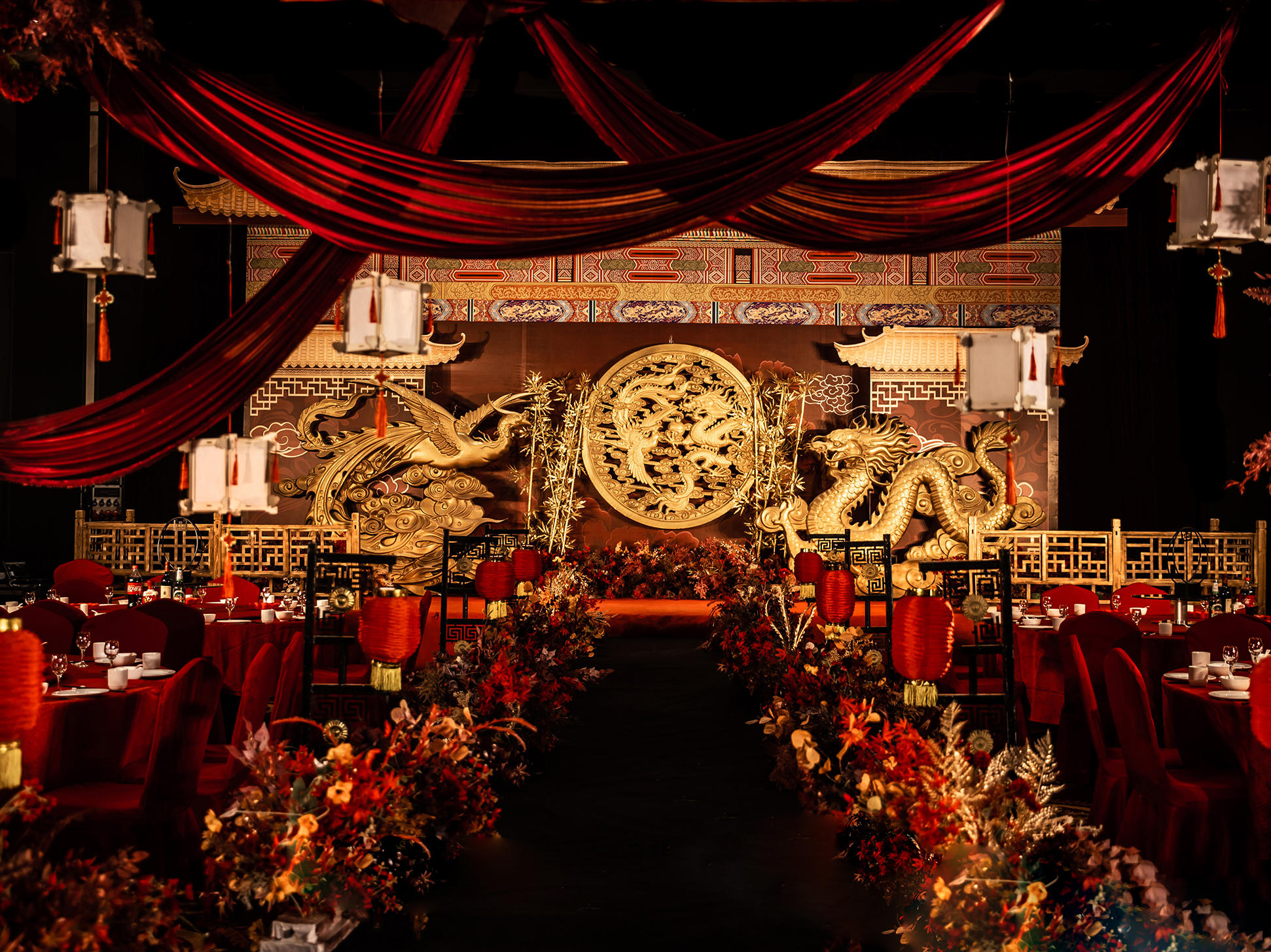 《超值爆款》红金色中式-华典