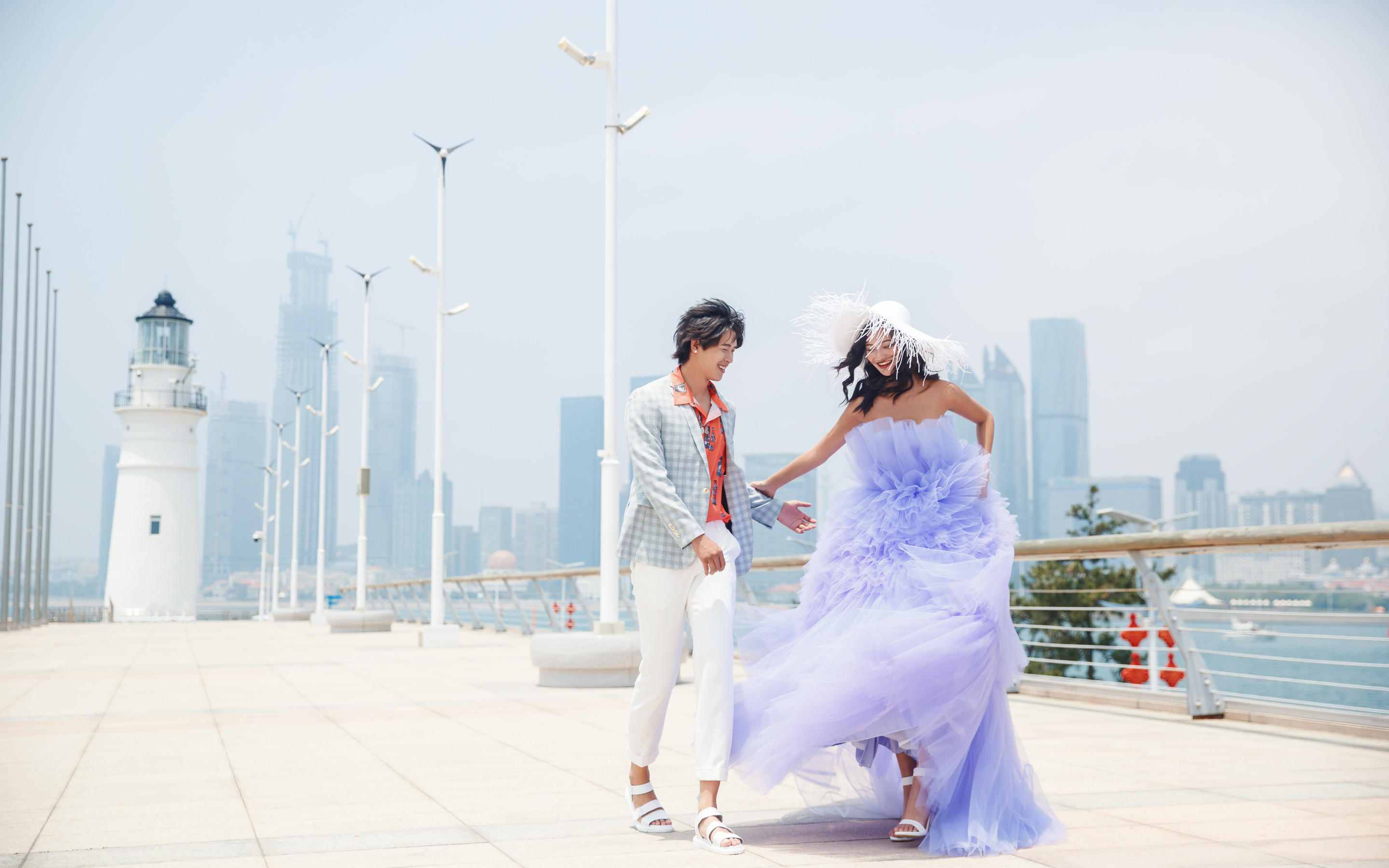 《情人坝 灯塔-海景婚纱照一》