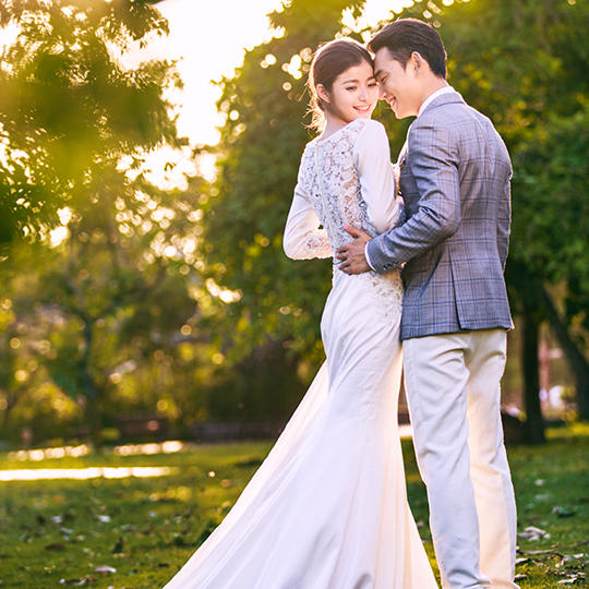  起# 我们只专注于拍摄婚纱照