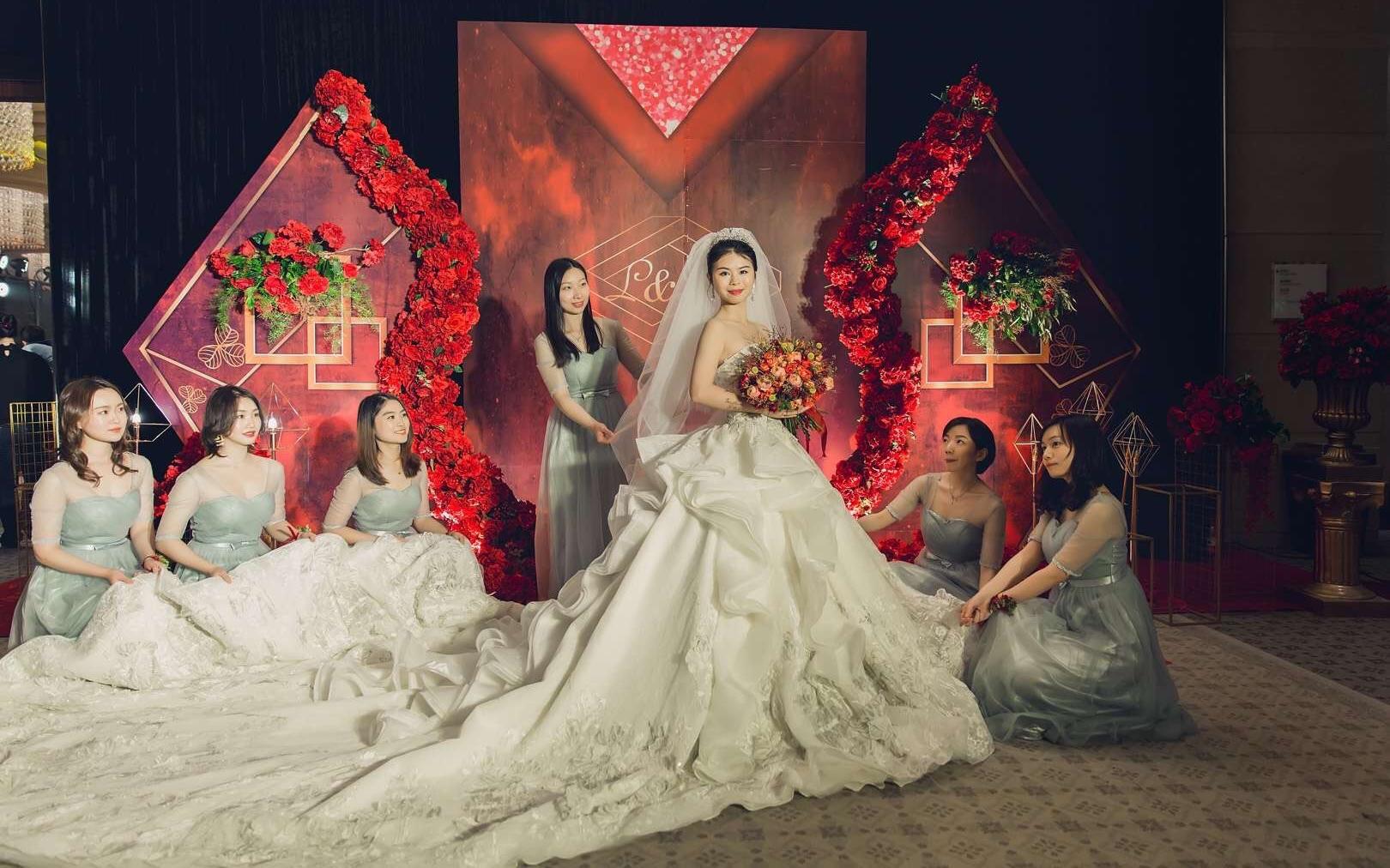 【芭妃婚纱】复古奢华大拖尾