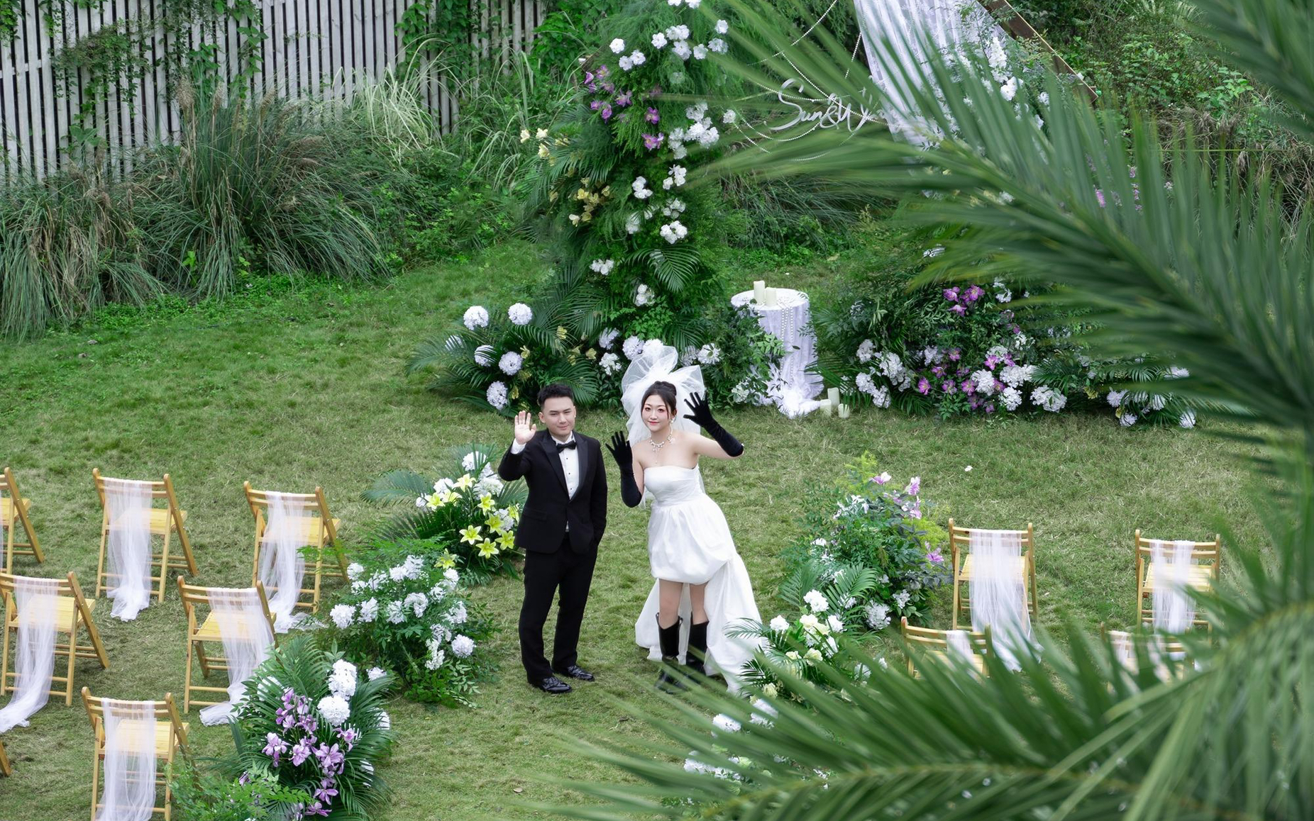 森系草坪婚礼/成都婚庆）