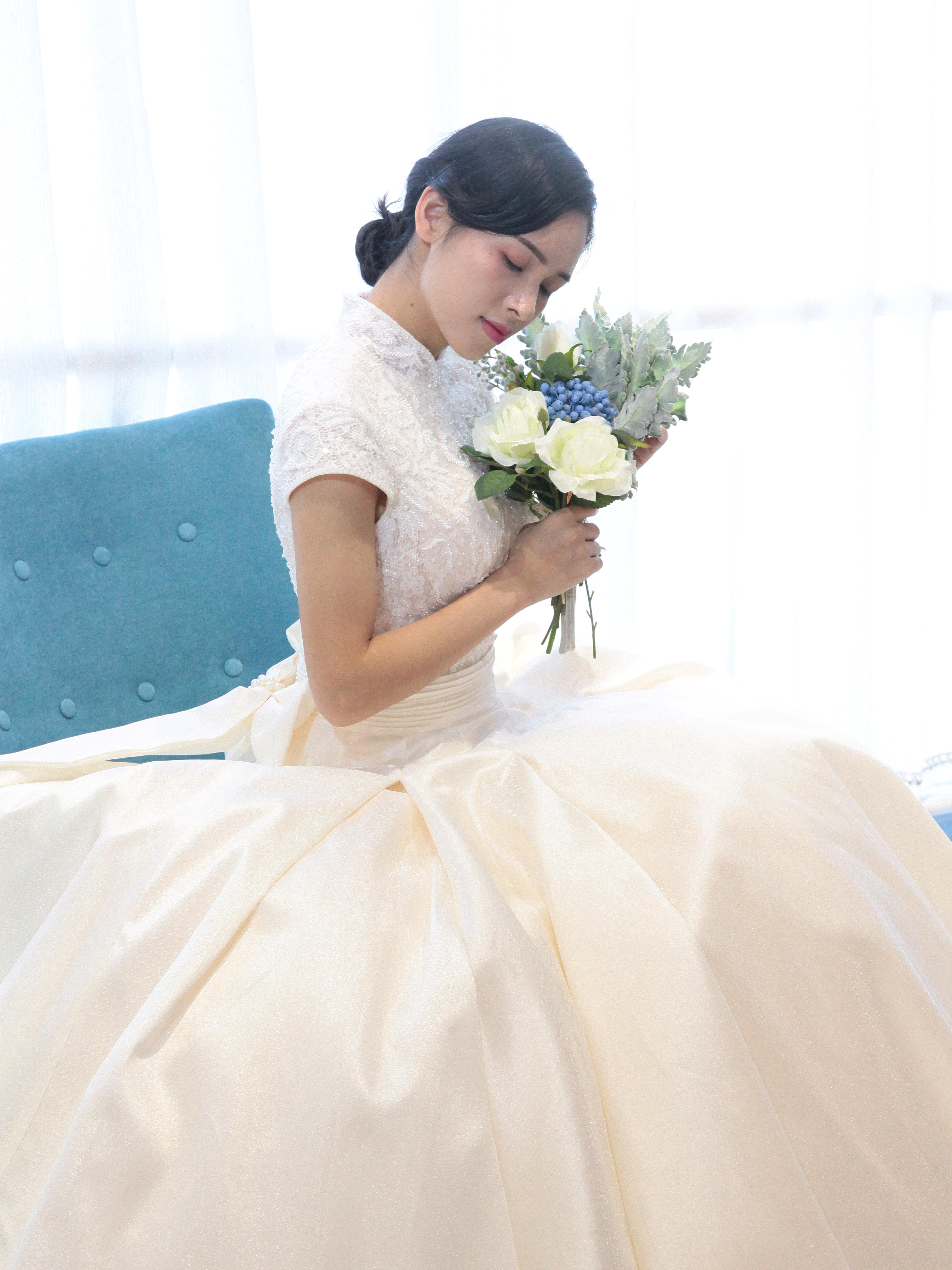 L S 2020新款 高端 齐地婚纱 出门纱