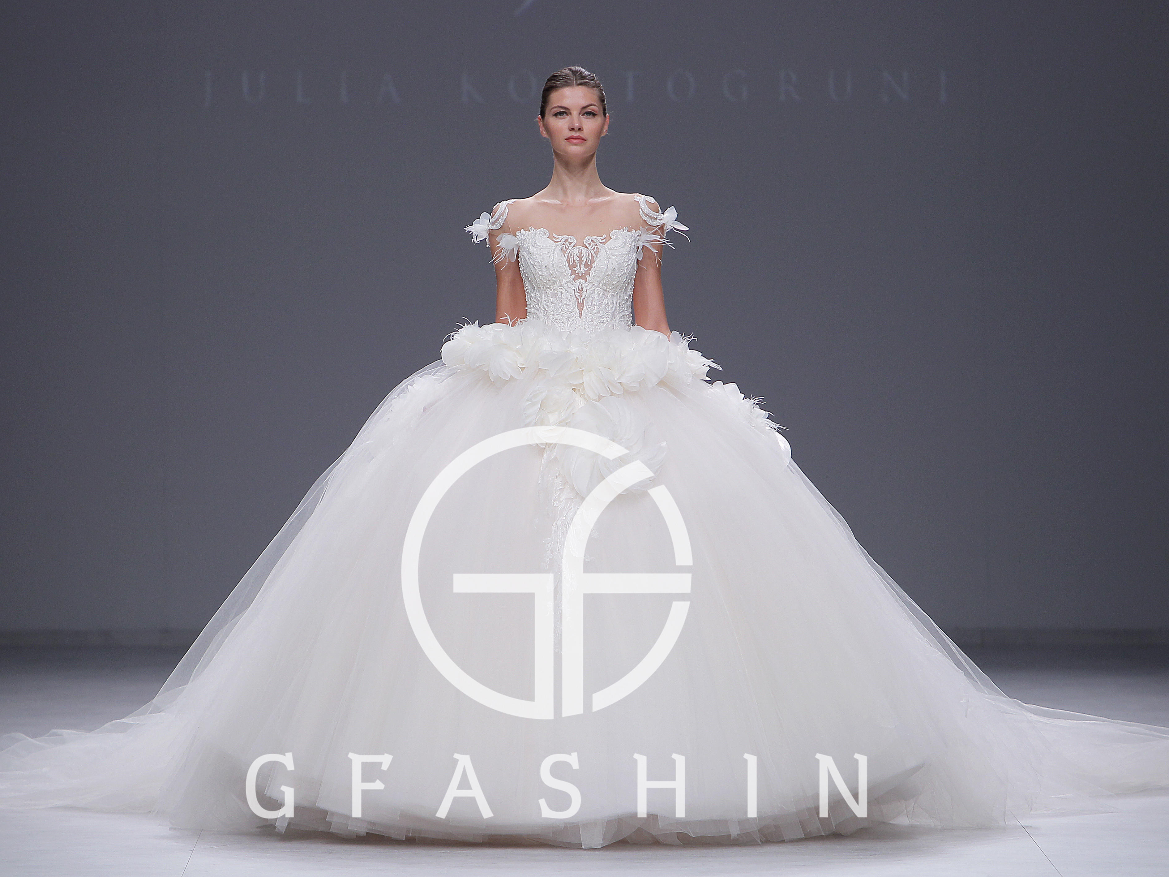 【GFASHIN】点赞100W+超长拖尾，超闪耀