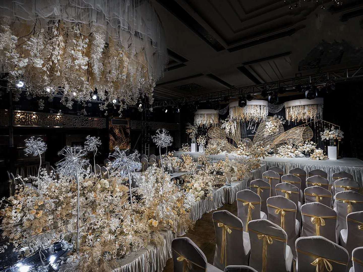 【维卡婚礼】大气唯美.两处吊顶+一价包干【实景】