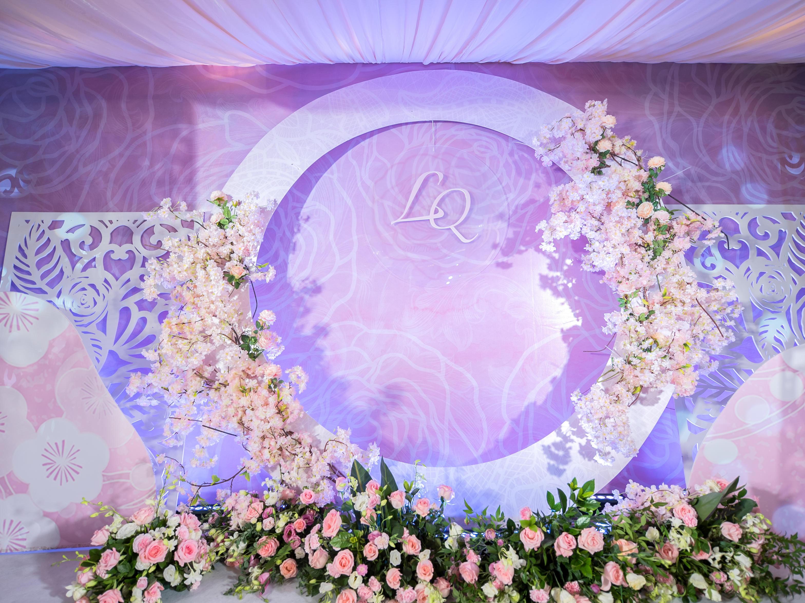 爱的真谛【浪漫花季】内含司仪摄像跟妆