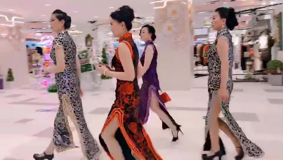 喜妈妈系列定制旗袍+披肩