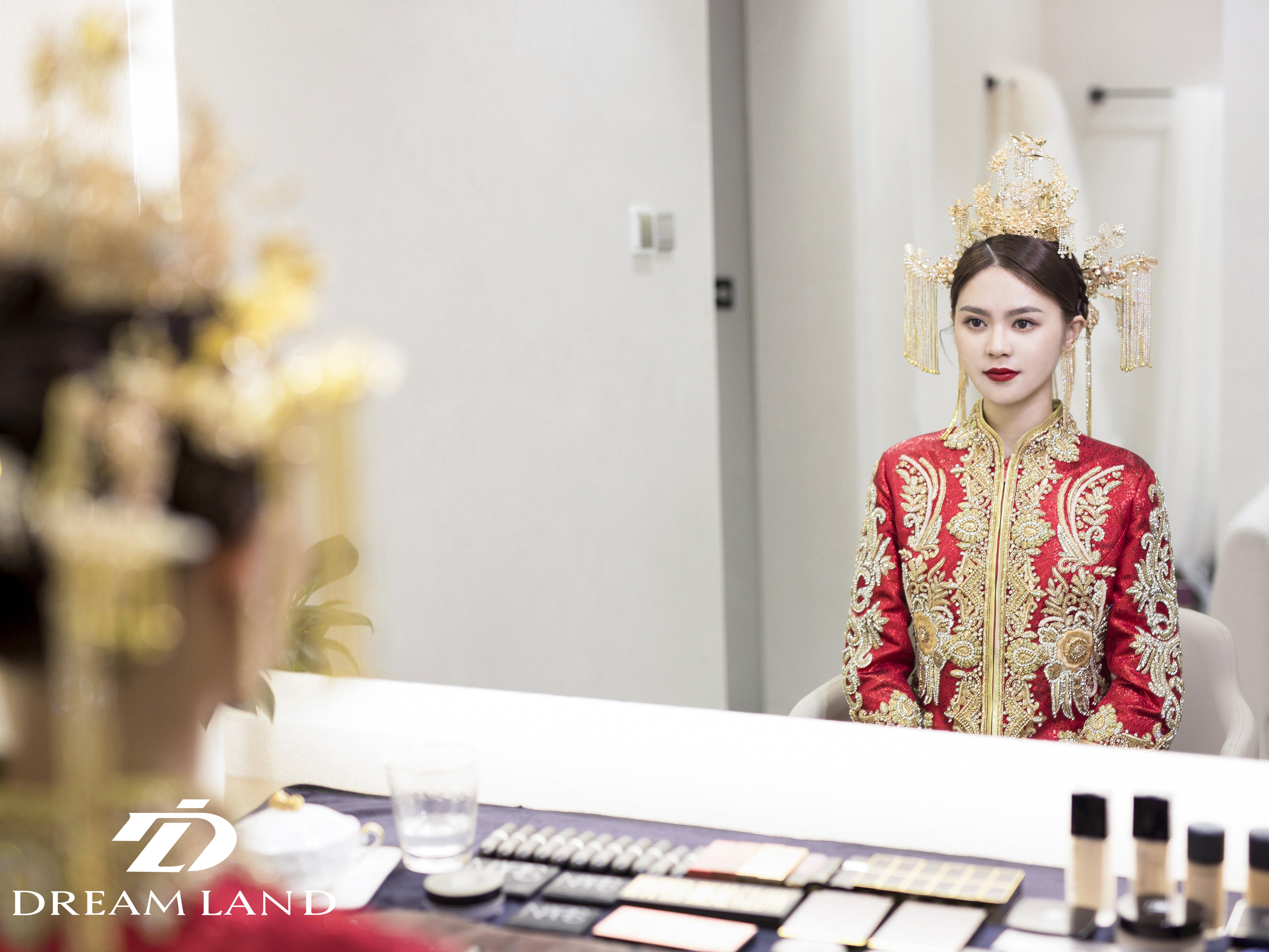 【总监档】全天婚礼新娘跟妆+伴娘妆+妈妈妆