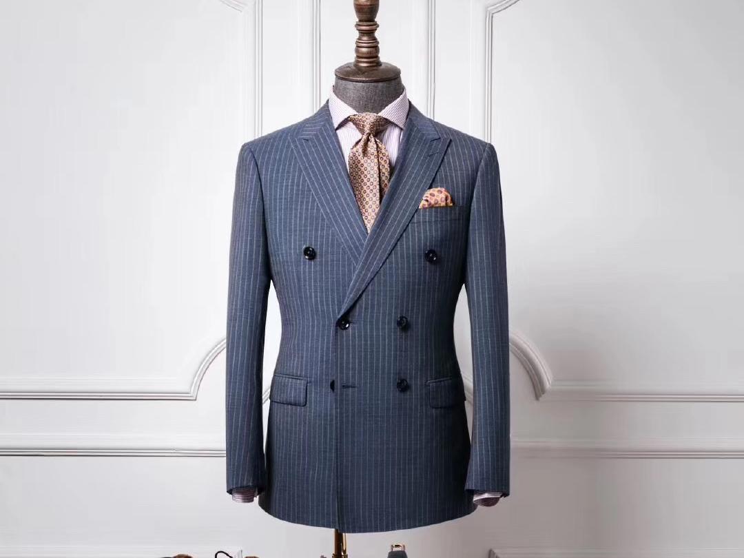 裁圣西服 足不出户可以上门量体裁衣服务的西服定制