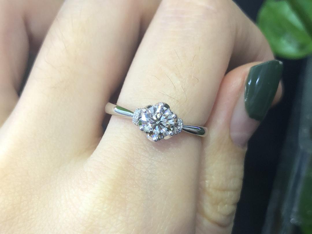 主石50分+买贵赔付+支持复检+私人订制化服务