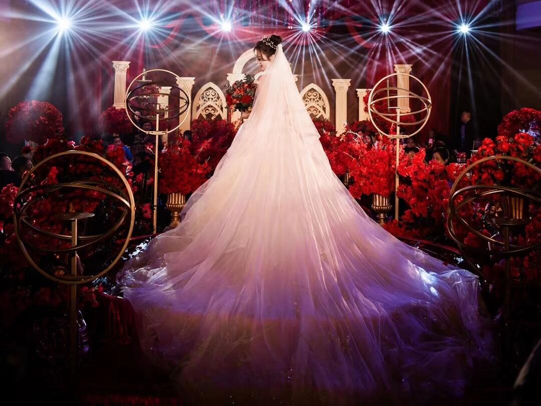 轻奢大拖尾 原创设计品牌