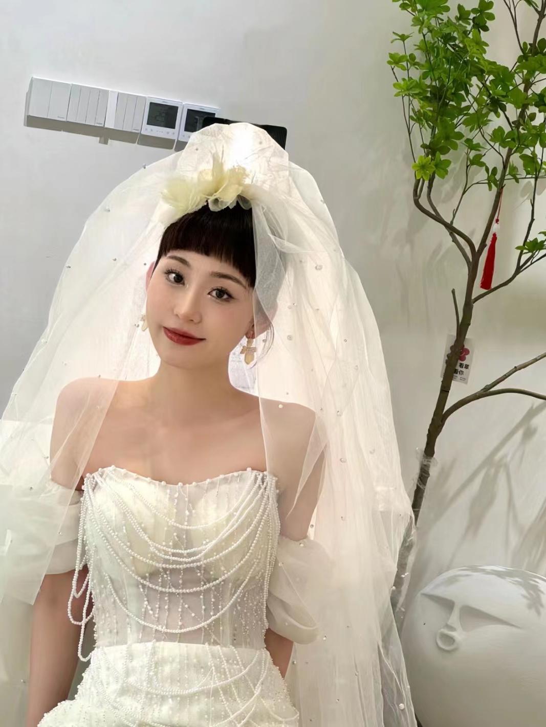 【火热预定🔥中】婚纱重工档➕总监化妆师➕妈妈妆