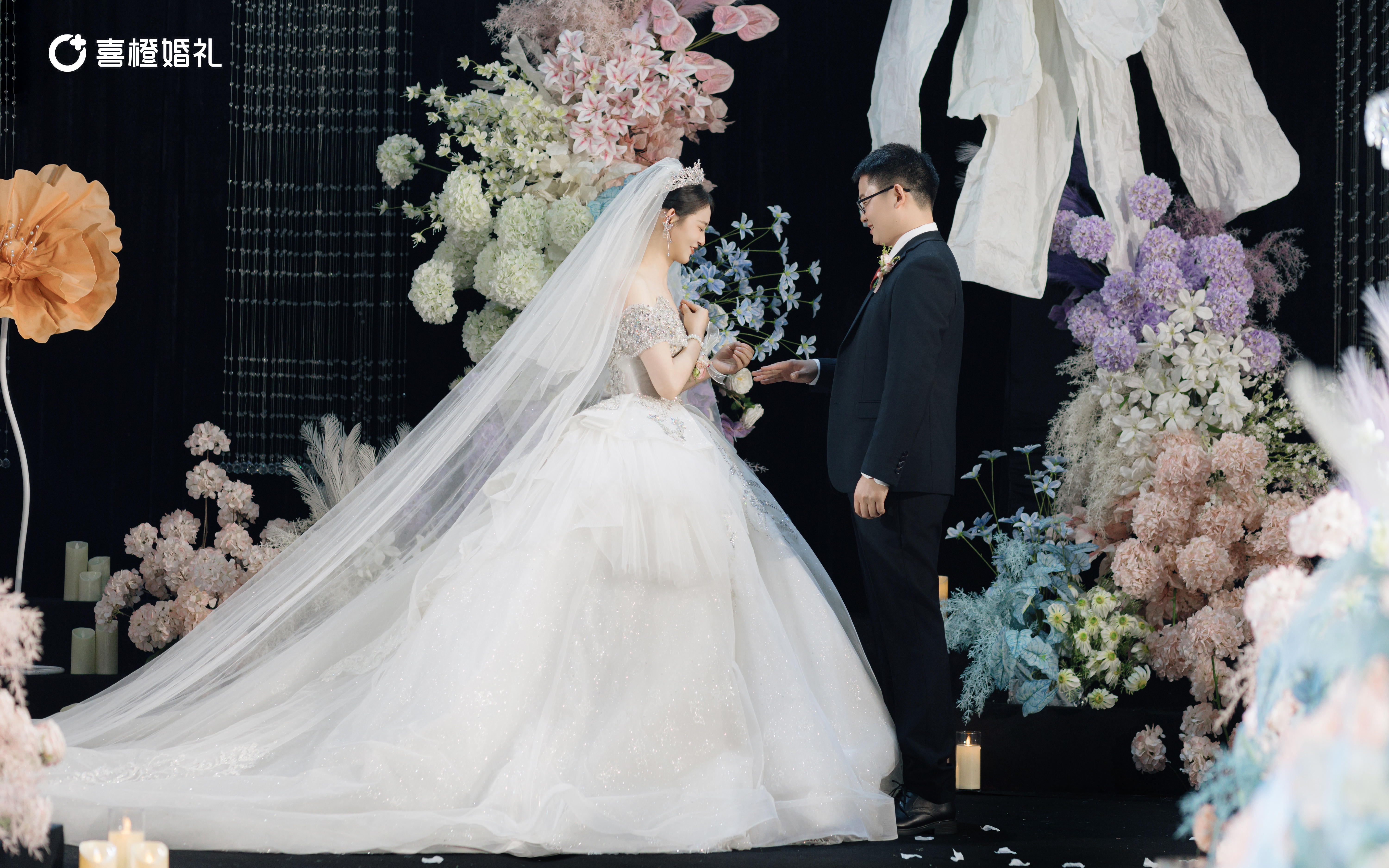 水晶元素融合韩式美学婚礼