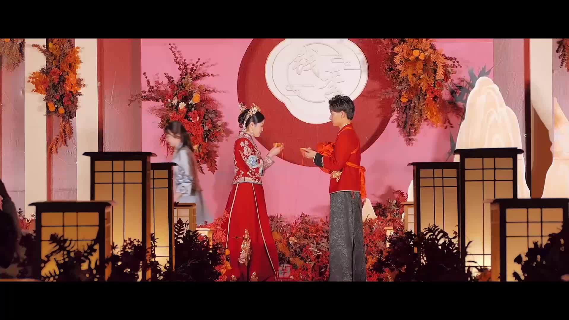 典雅庄重的中式婚礼主持戚明航