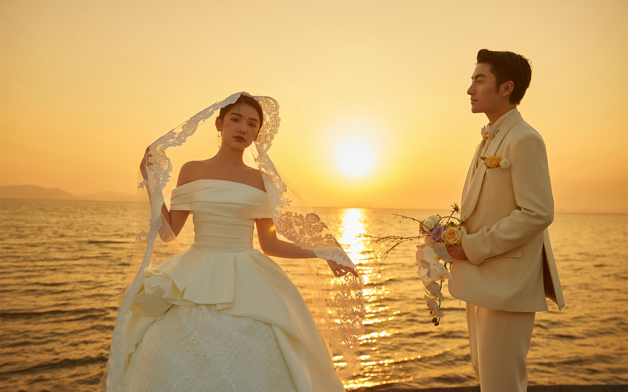 【法式印象】落日余暉撒在海上?把浪漫裝進(jìn)婚紗照里