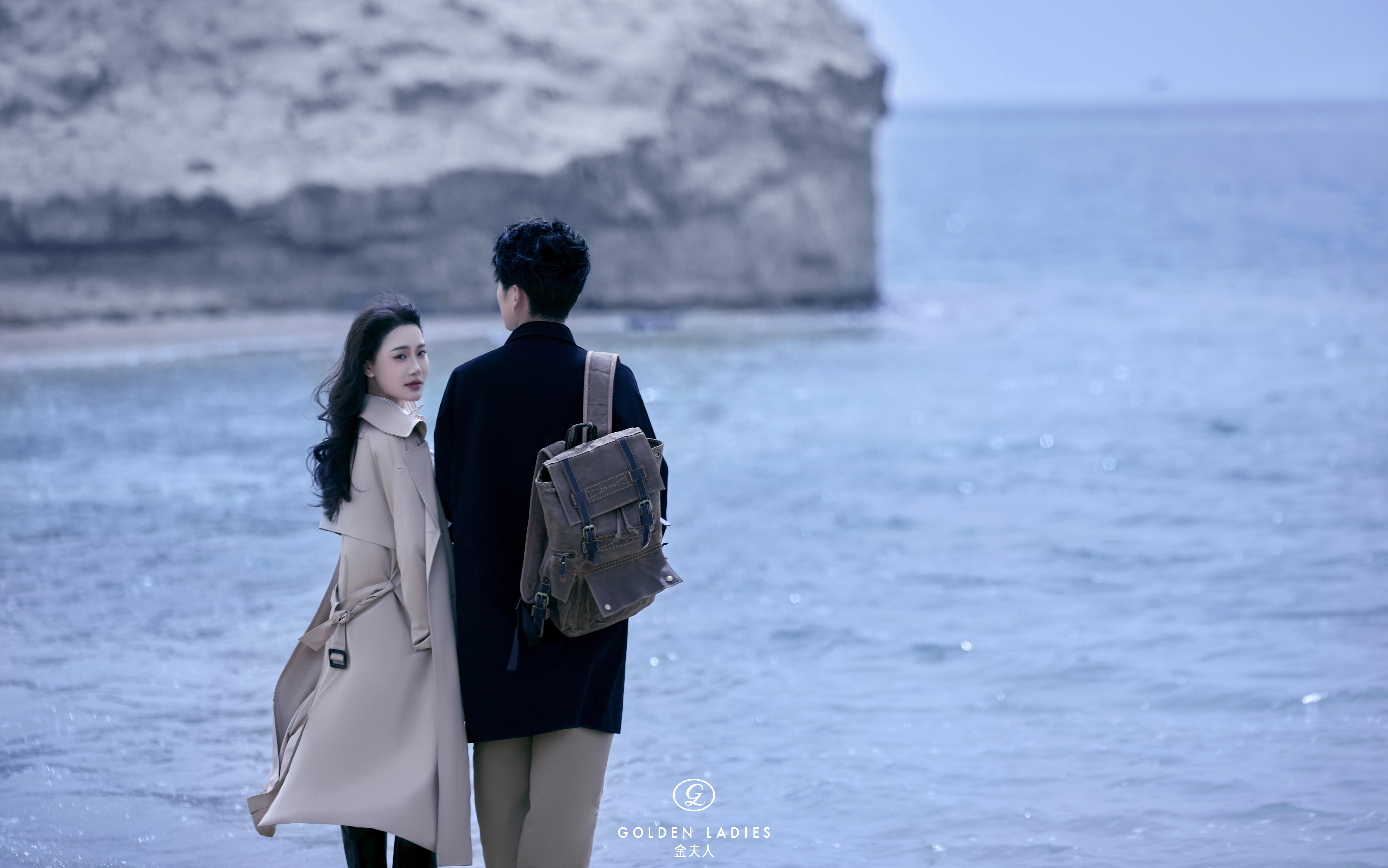 水上雅丹旅拍婚紗照