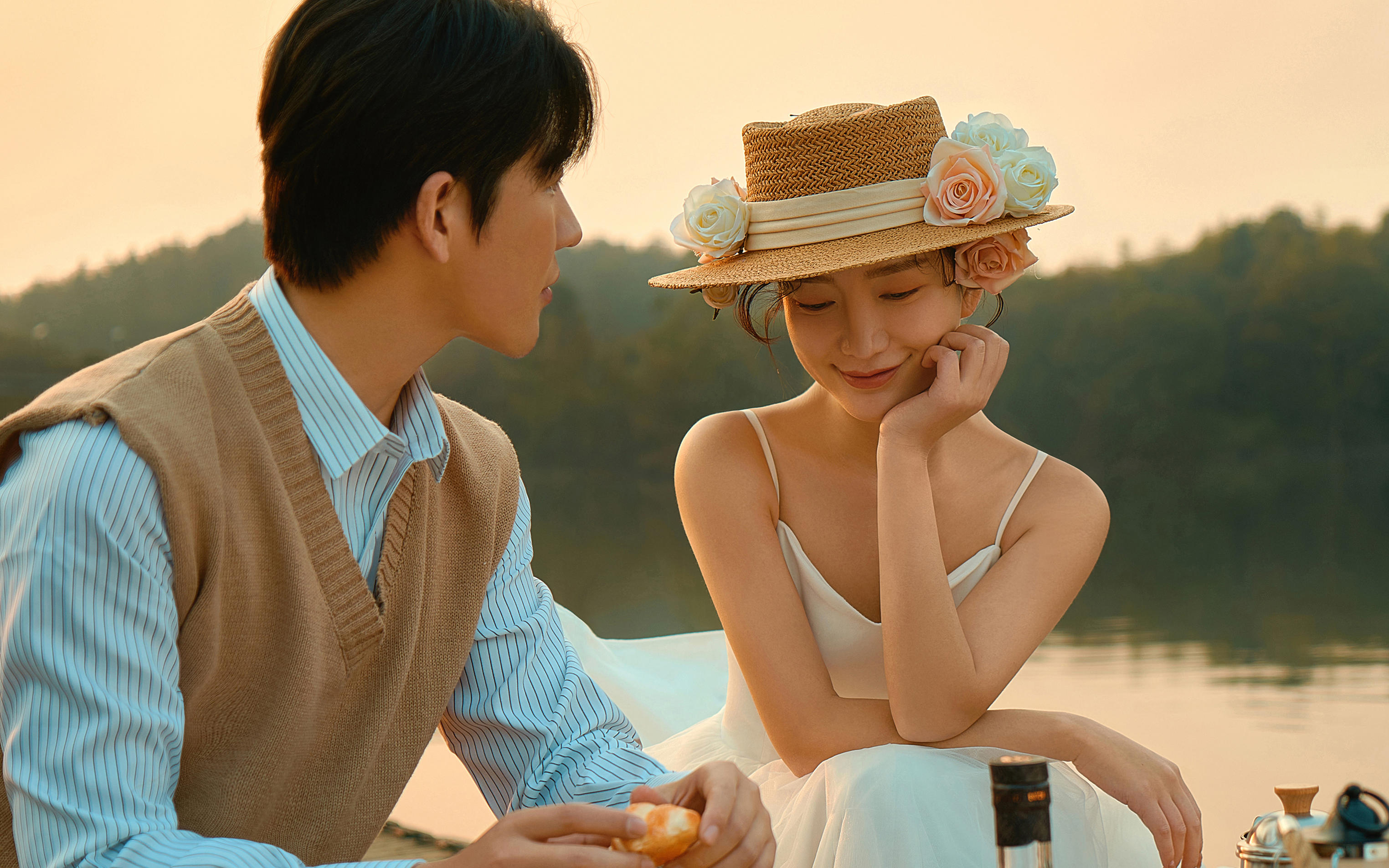 浪漫的法式婚纱照拍成了莫奈油画