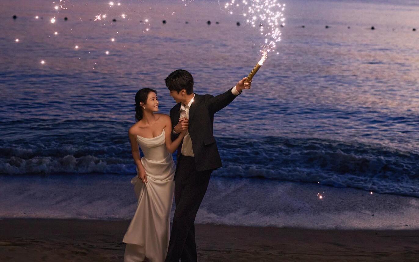 十光堇 | 煙花海邊婚紗照?夜幕下的浪漫時(shí)刻