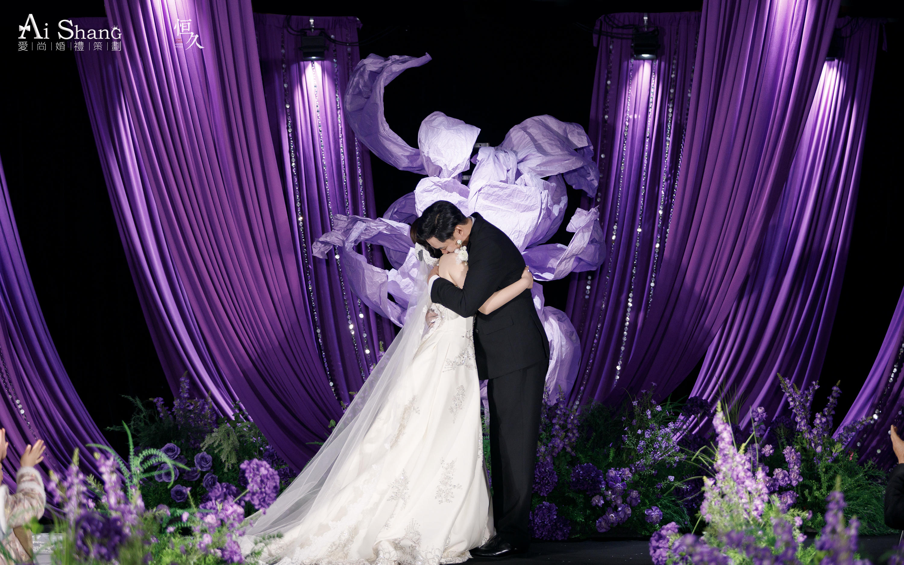 小型宴會(huì)廳紫色也是絕絕紫