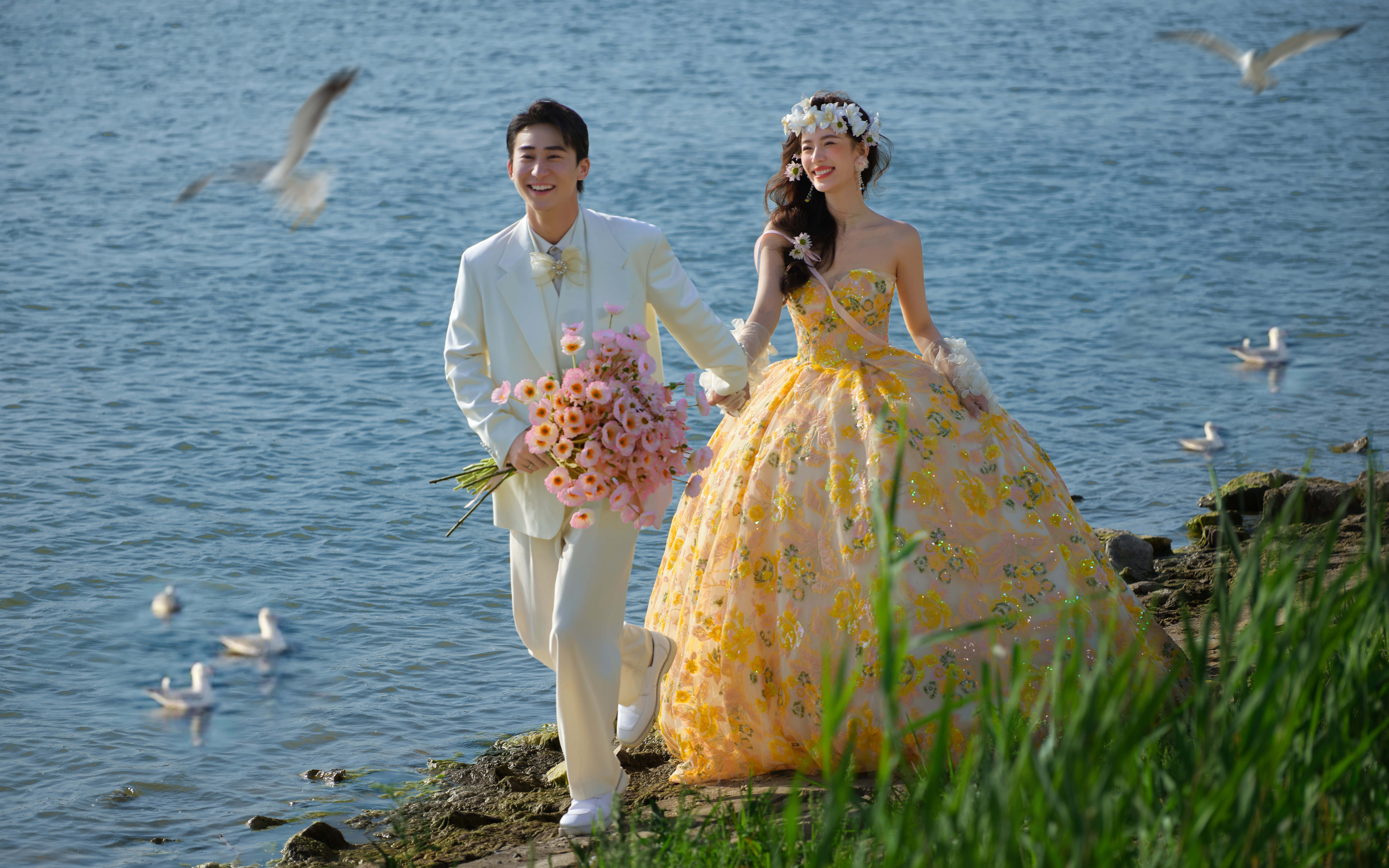 邂逅一场关于海的浪漫「爱与自由」海景婚纱照